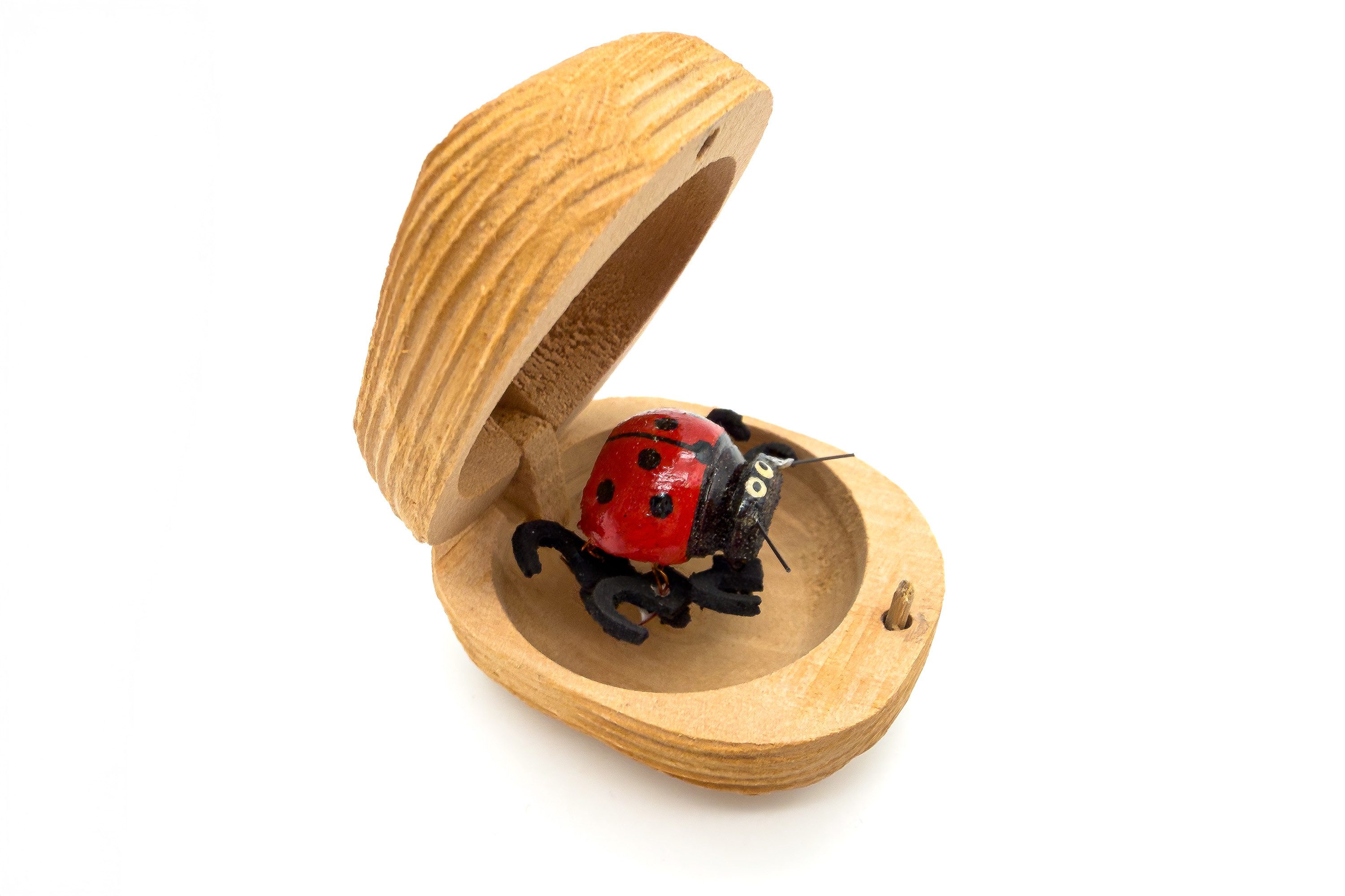 WORU Dekofigur WORU Glücksbringer Marienkäfer aus Holz, handgefertigt, ca. 6 cm (1 St) – Bild 3 von 5
