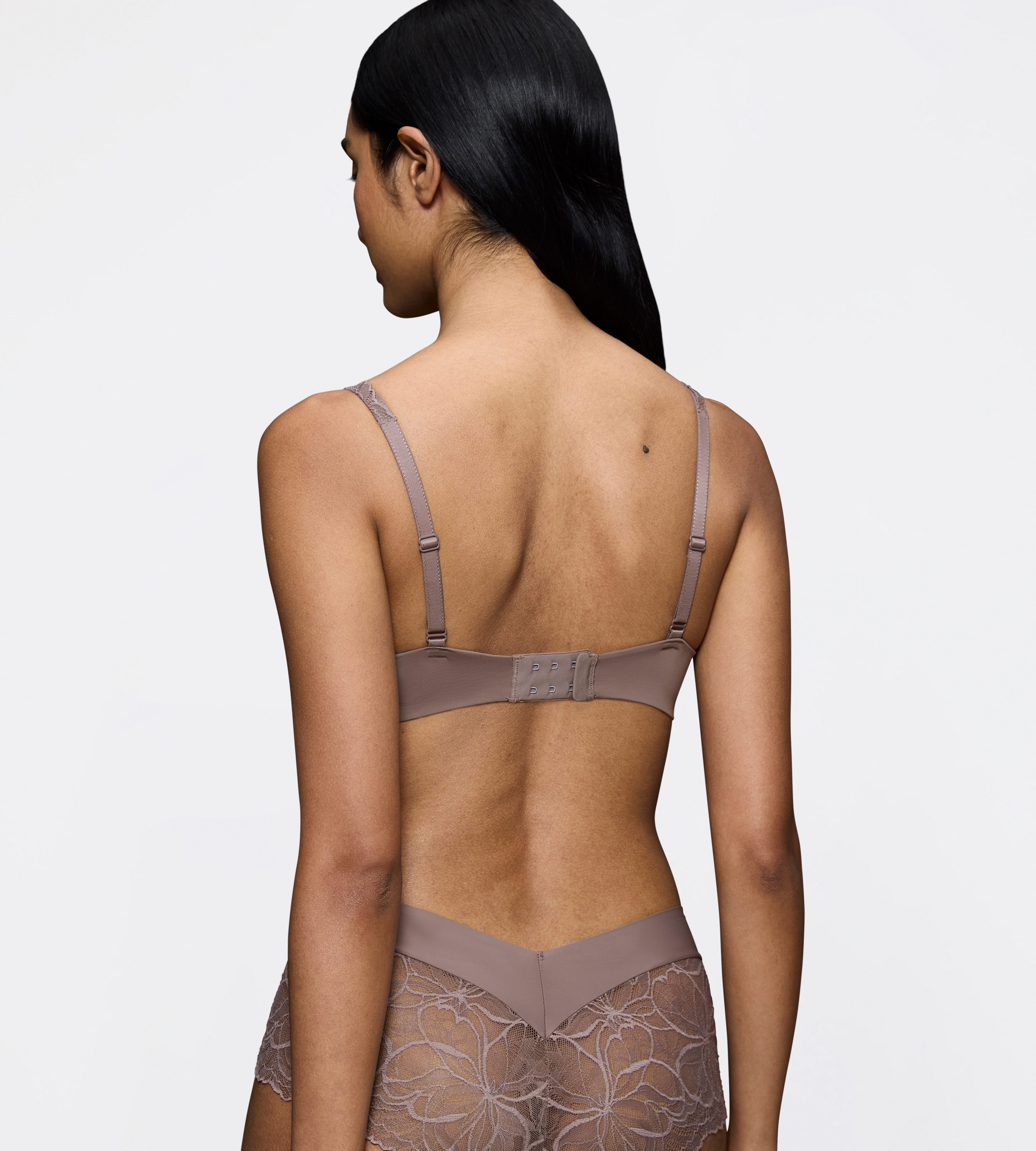 Triumph Balconette-BH Body Make-Up Illusion Lace feine feminine Stretch-Spitze, Microfaser, verstellbare Träger – Bild 5 von 5