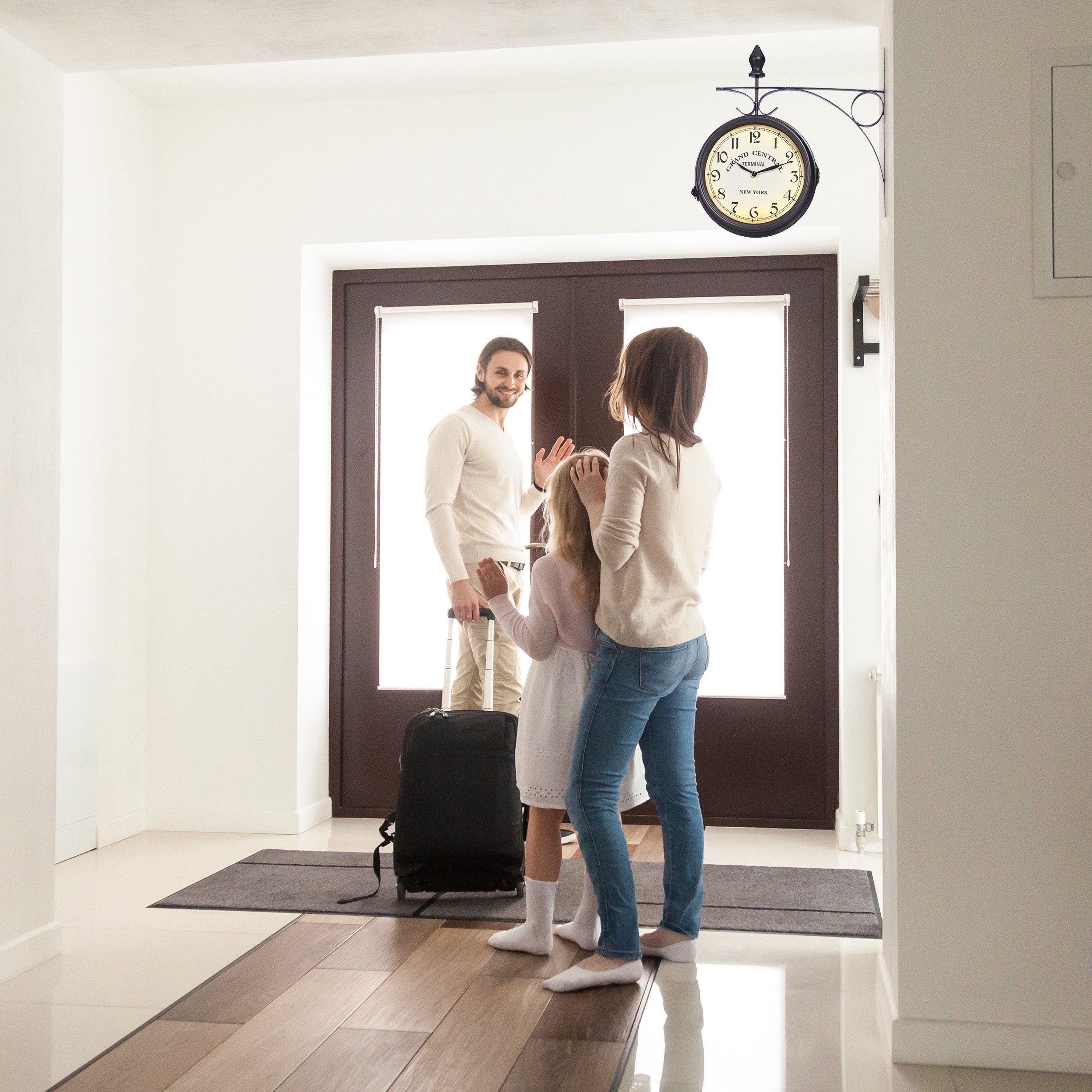 relaxdays Wanduhr Bahnhofsuhr doppelseitig