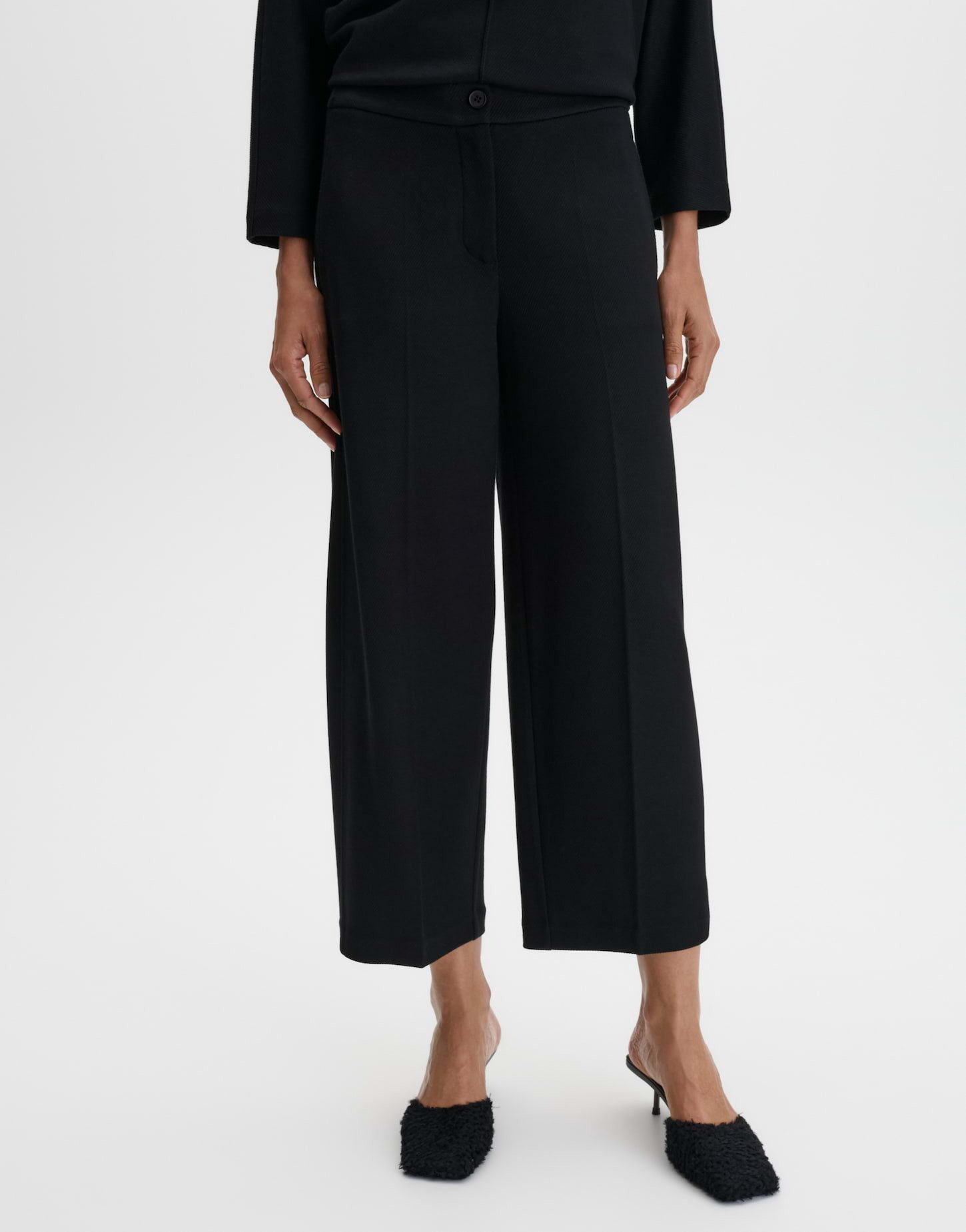 someday Sweathose Cisilia comfort mit dezenter Twillstruktur Cropped Länge mit Bügelfalten und Komfortbund