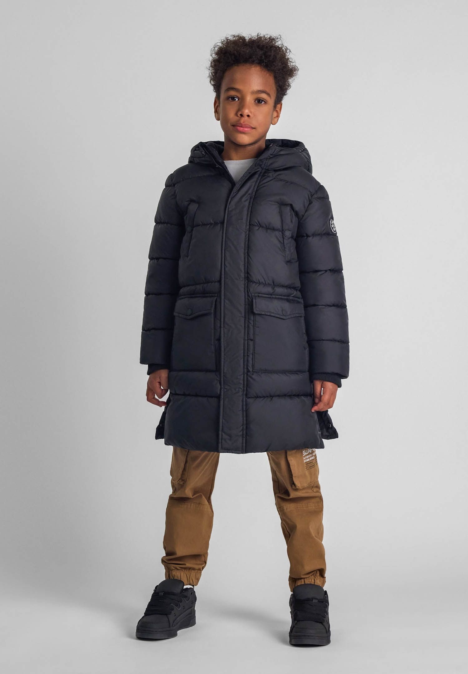 MINOTI Winterjacke Lange Steppjacke mit Kapuze und Druckknopfleiste (2y-14y)