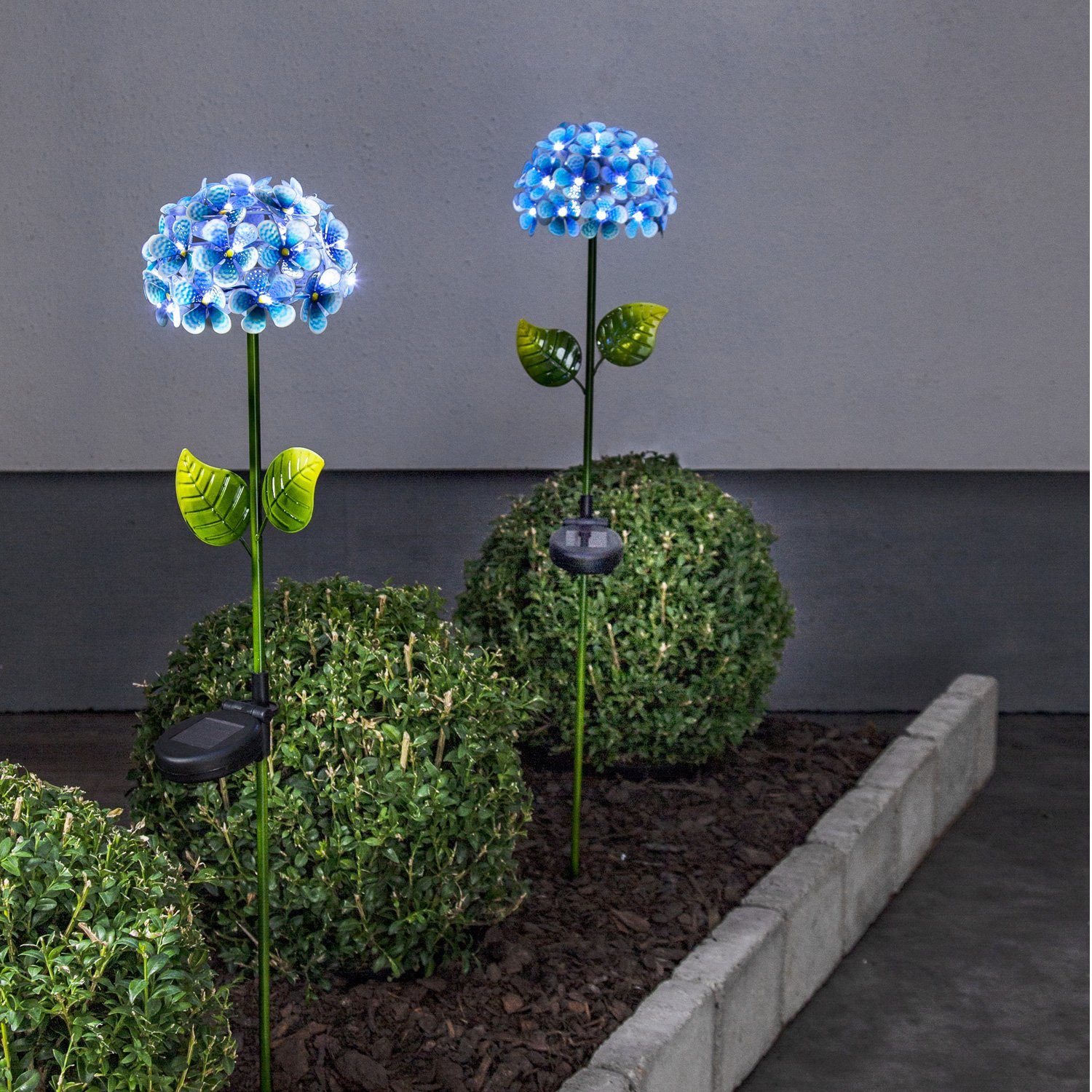 LED blau bis Hortensie STAR Gartendeko kaltweiss Solarstab Classic, Gartenleuchte LED 77cm Lichtsensor, LED TRADING 6000K) Solarleuchte (5300K