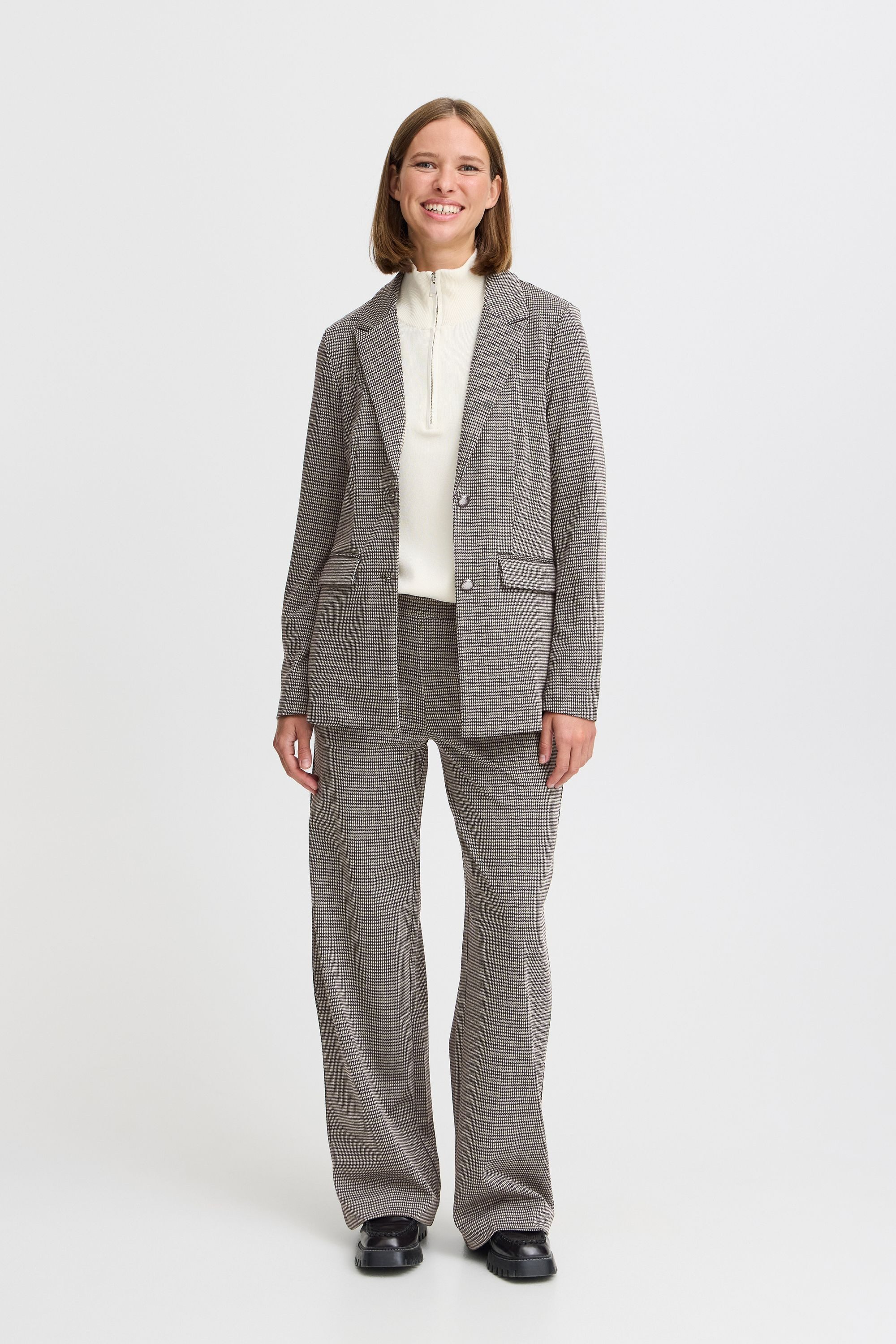 b.young Jackenblazer BYROWAN STRIPE BLAZER - JERSEY