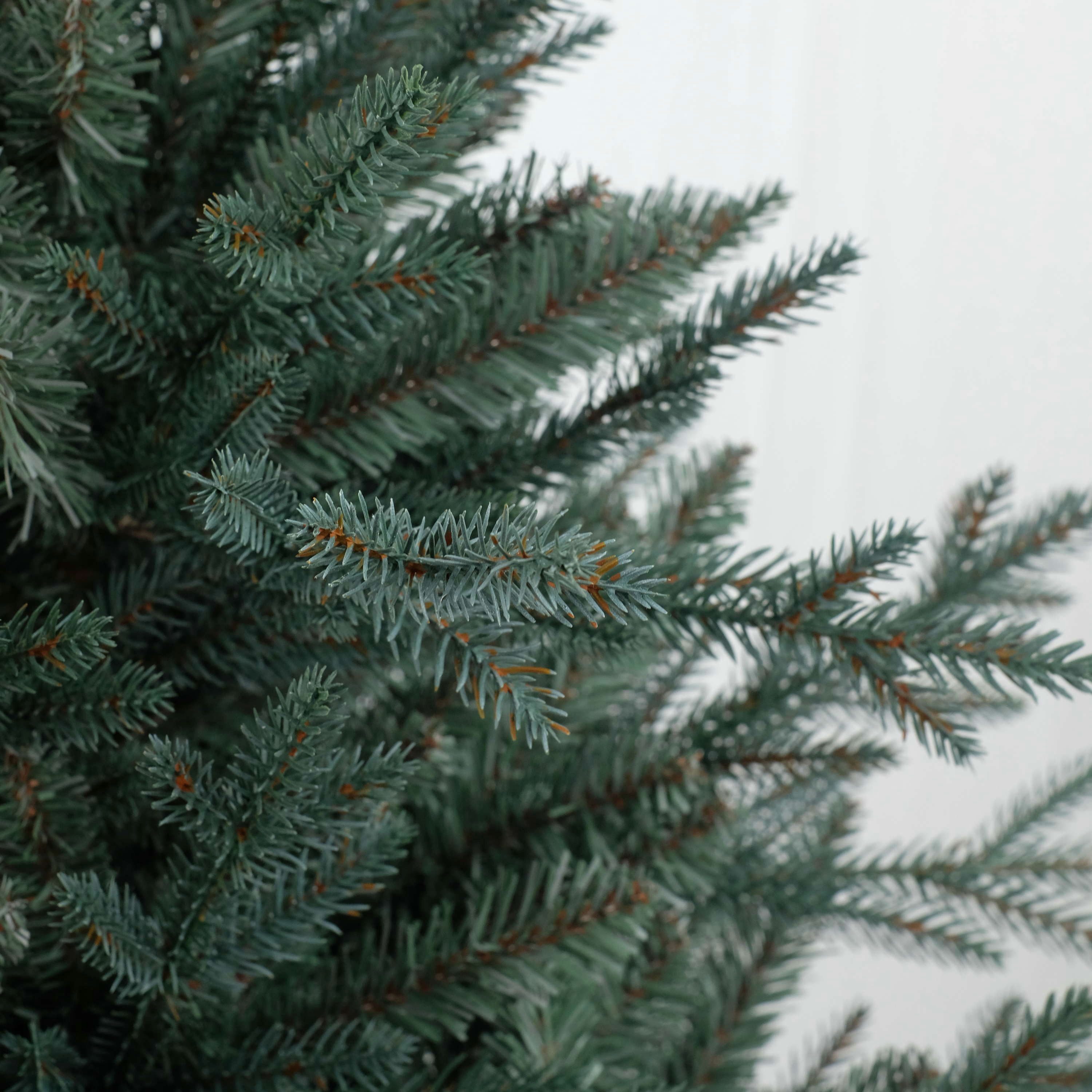 artplants Künstlicher Weihnachtsbaum Künstlicher Christbaum Riverside Speed, 230 cm, Ø 150 cm