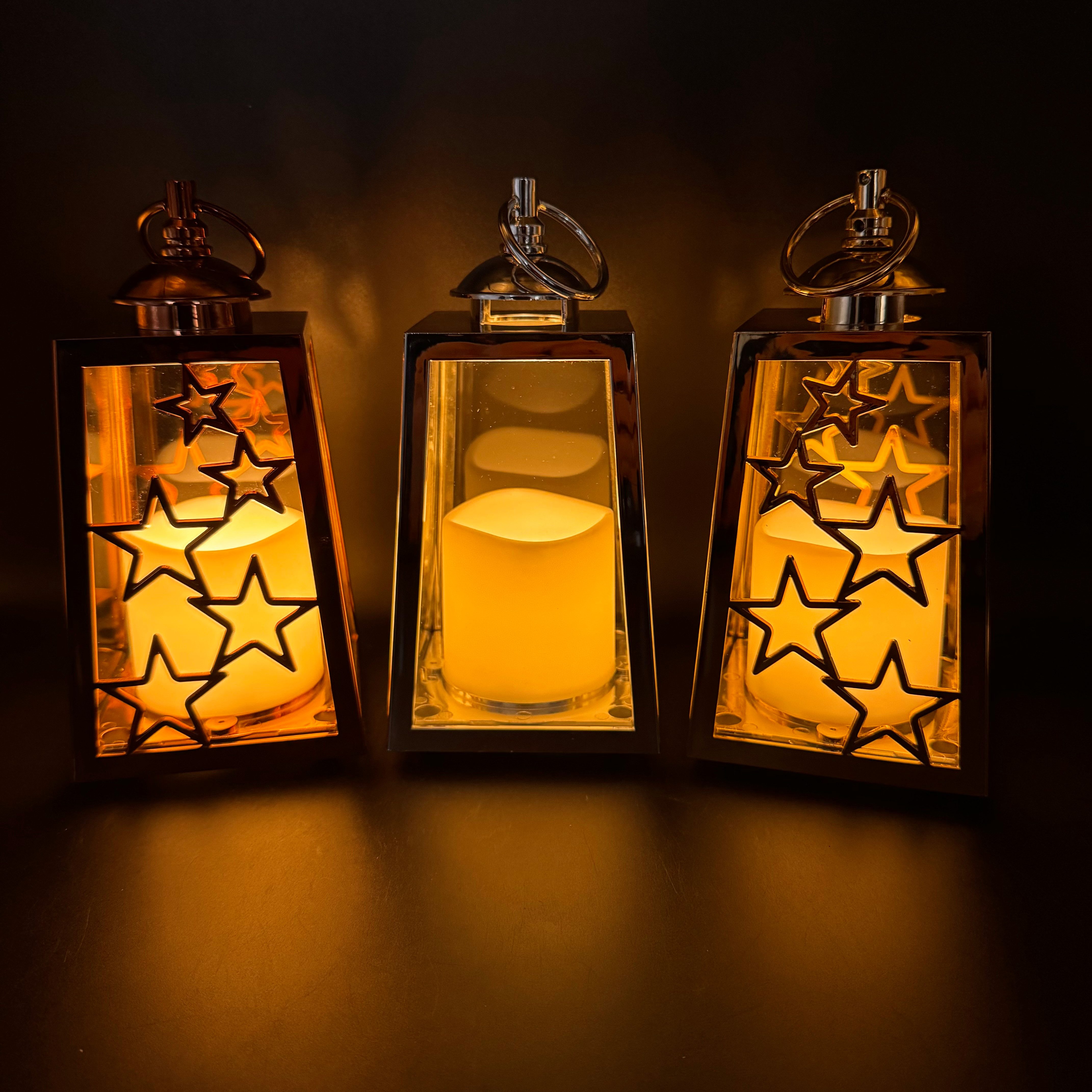 Online-Fuchs LED Laterne im 3er Set mit LED-Kerzen, Timer und Sternen verziert - Outdoor, Dauerleuchten oder Flackereffekt wählbar, warmweiße LED-Flamme, Dekoration für Herbst, Winter und Weihnachten