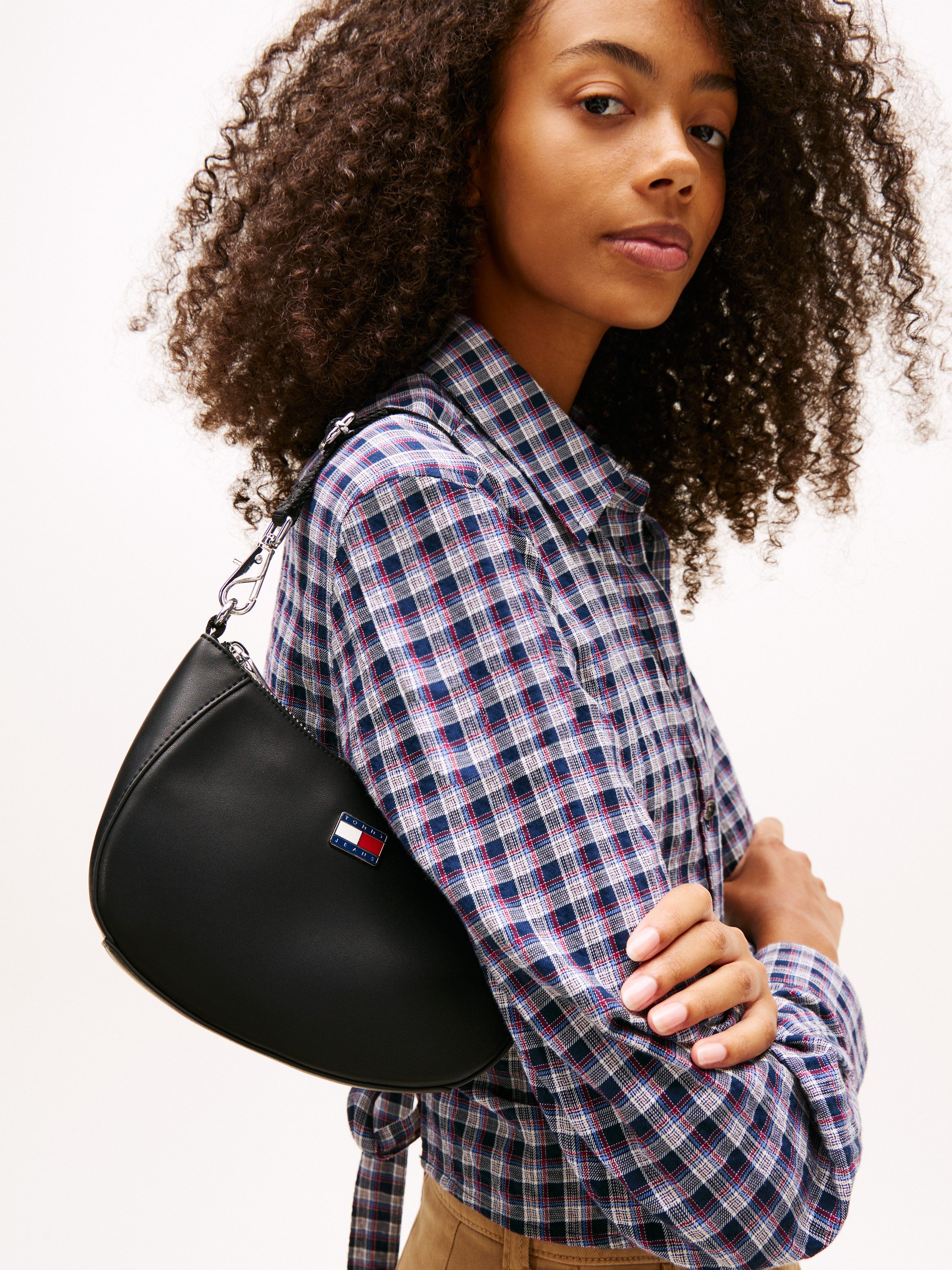 Tommy Jeans Schultertasche TJW DAILY ELEVATED SHOULDER BAG, Damen Tragetasche mit verlängerbarem Trageriemen