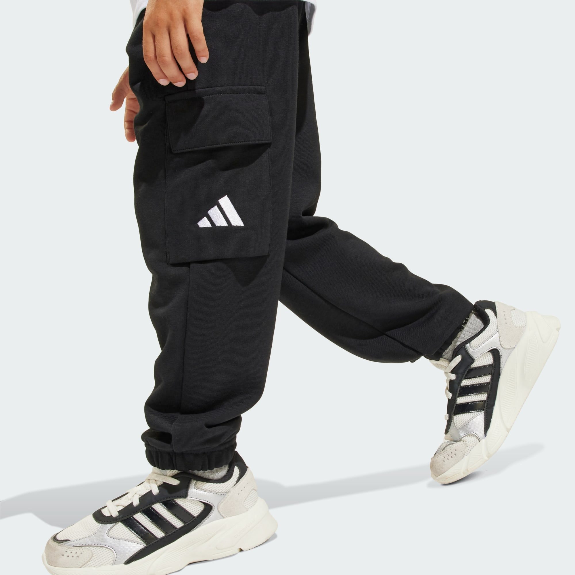 adidas Sportswear Jogginghose ESSENTIALS KIDS CARGOHOSE (1-tlg) – Bild 4 von 5