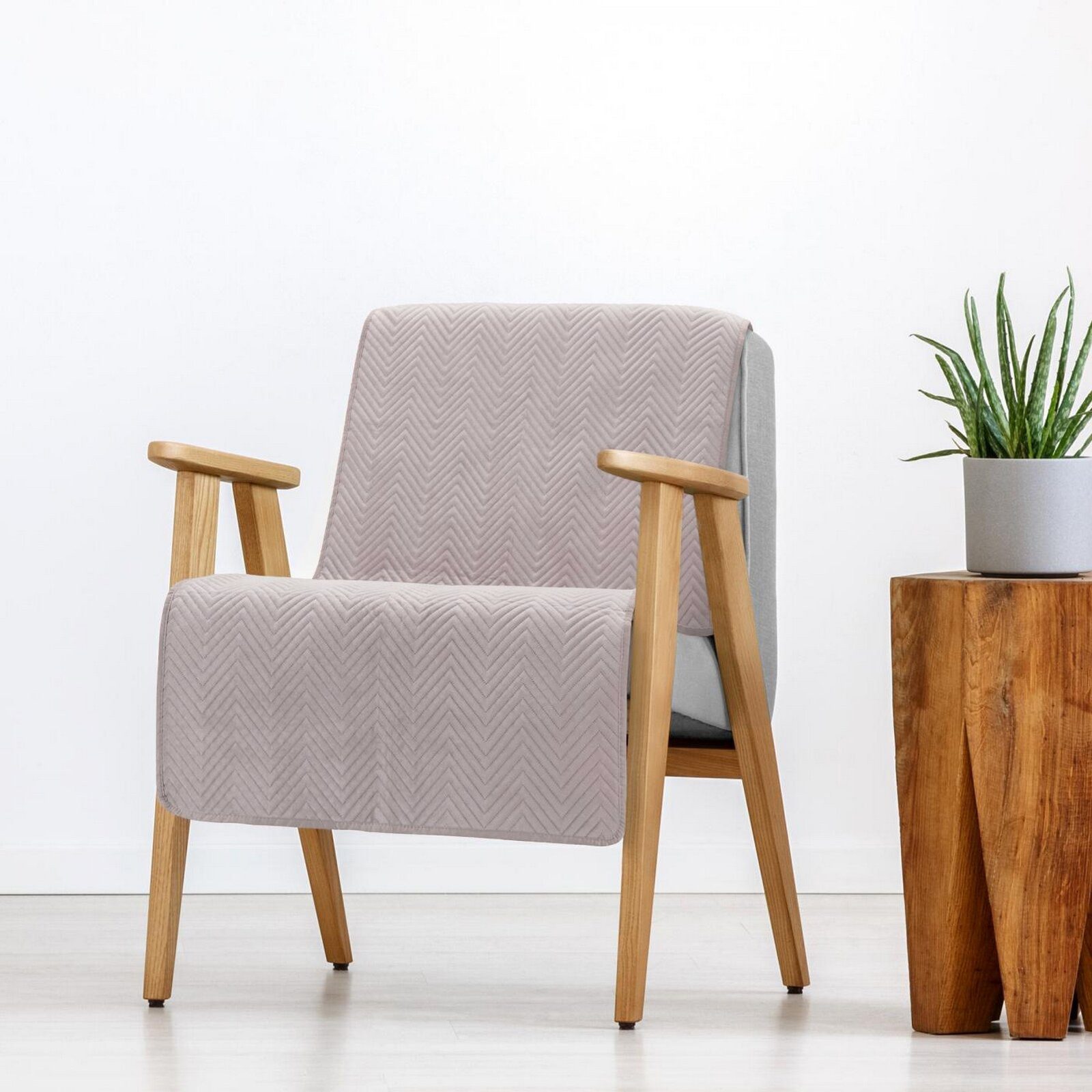 Eurofirany Bettüberwurf SOFIA, Elegante Tagesdecke Velvet günstig online kaufen