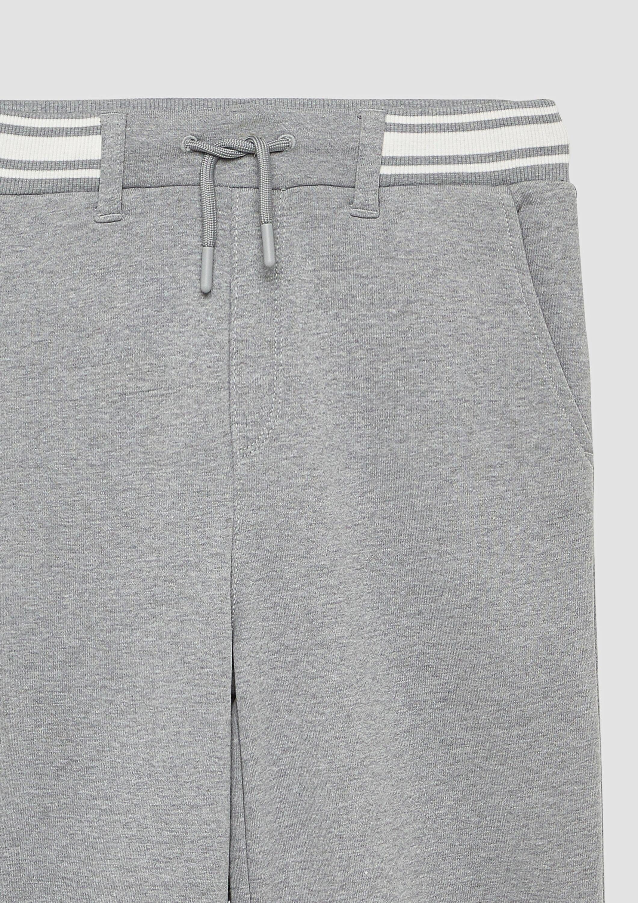 s.Oliver Jogginghose Leggings Jogpants mit geradem Bein im Loose Fit – Bild 4 von 4