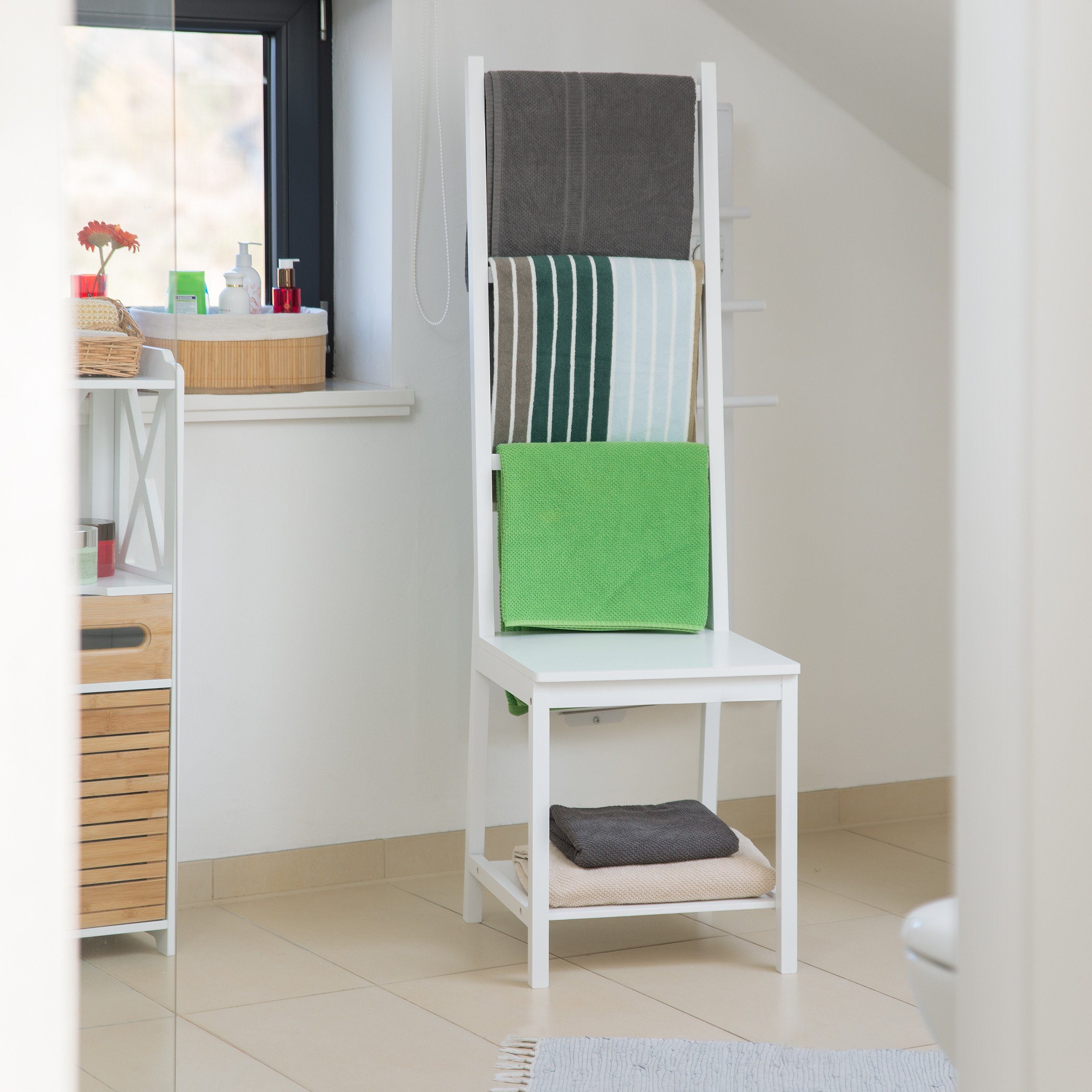 relaxdays Handtuchhalter aus Bambus weiß günstig online kaufen
