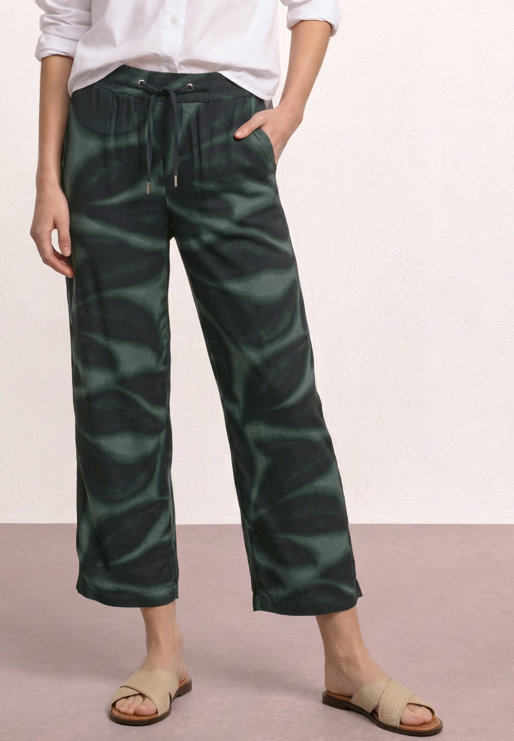 7/8-Hose Style Emee