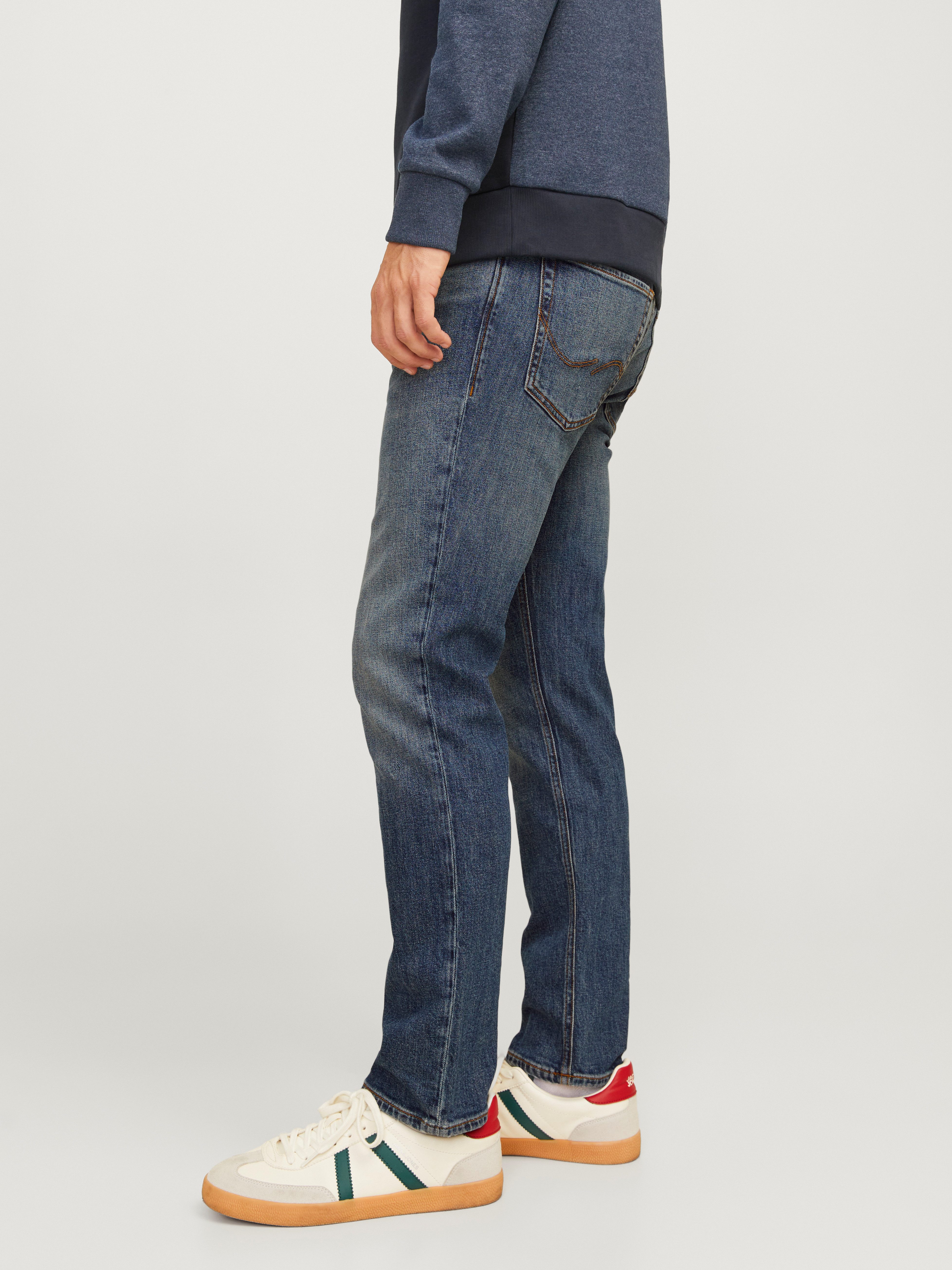Jack & Jones Regular-fit-Jeans JJICLARK im Used-Look, Stretchkomfort und niedrige Leibhöhe Baumwolle, regular fit