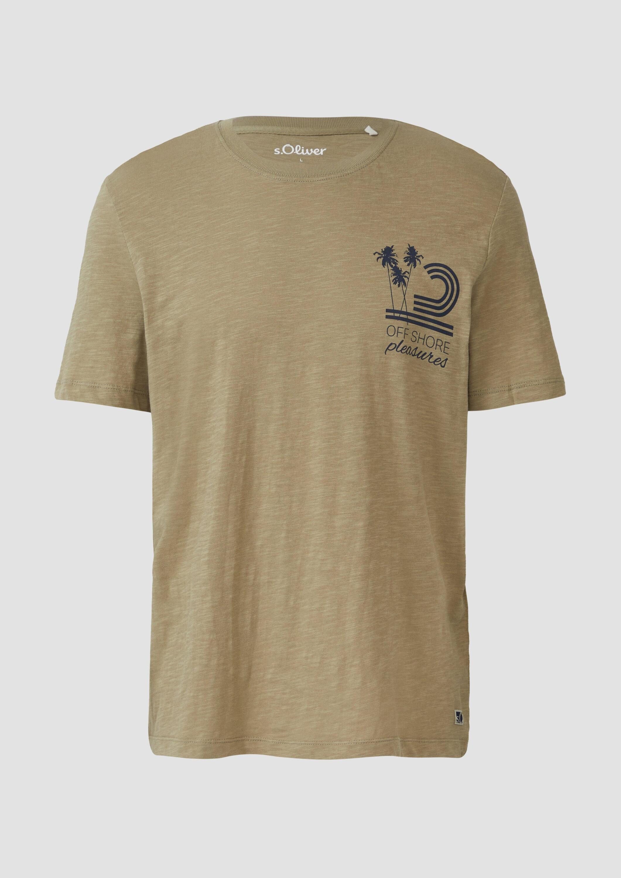 s.Oliver Kurzarmshirt T-Shirt Baumwoll-T-Shirt mit Frontprint und Flammgarnstruktur
