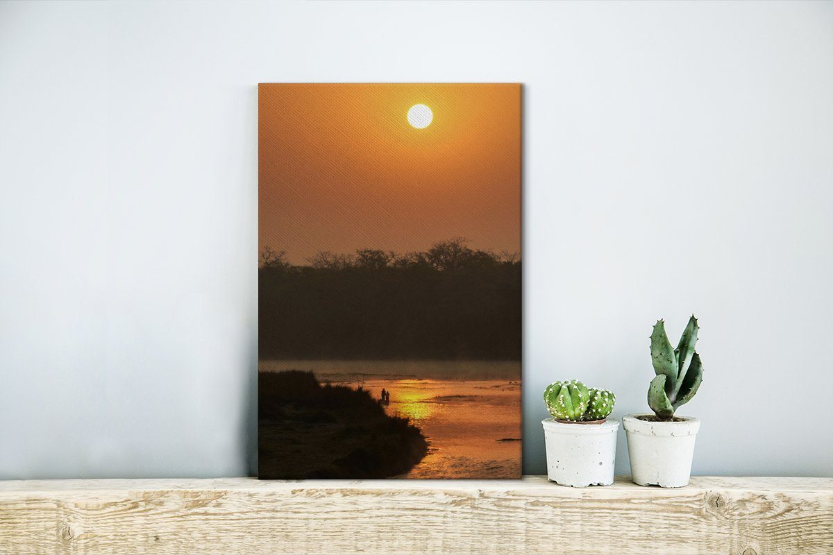 St), im Oranger Zackenaufhänger, Sonnenuntergang Gemälde, Leinwandbild inkl. bespannt cm (1 Chitwan-Nationalpark fertig 20x30 in OneMillionCanvasses® Leinwandbild Nepal,
