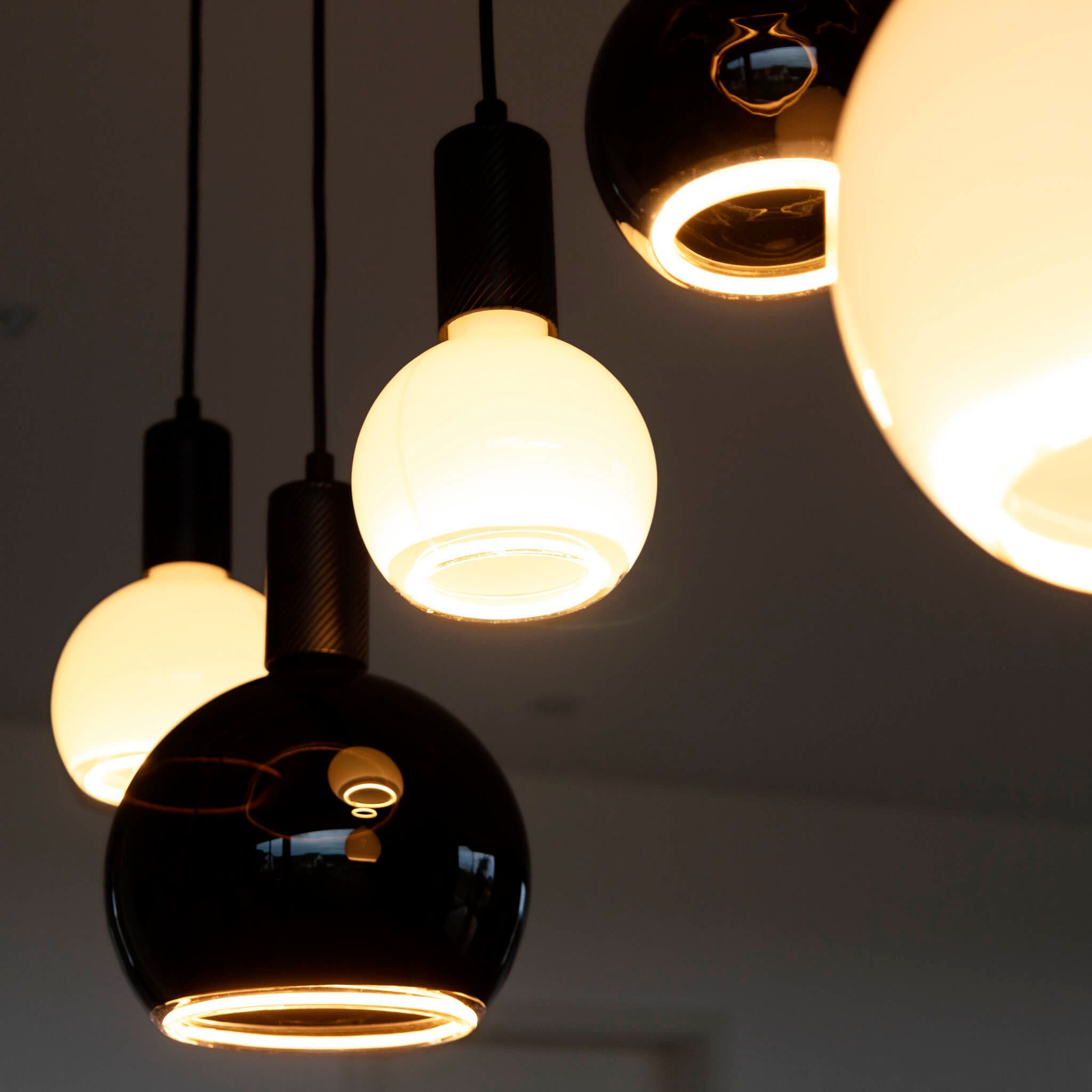 SEGULA LED-Leuchtmittel LED Floating Billard 125 black, E27, 1 St., Extra-Warmweiß, handmade