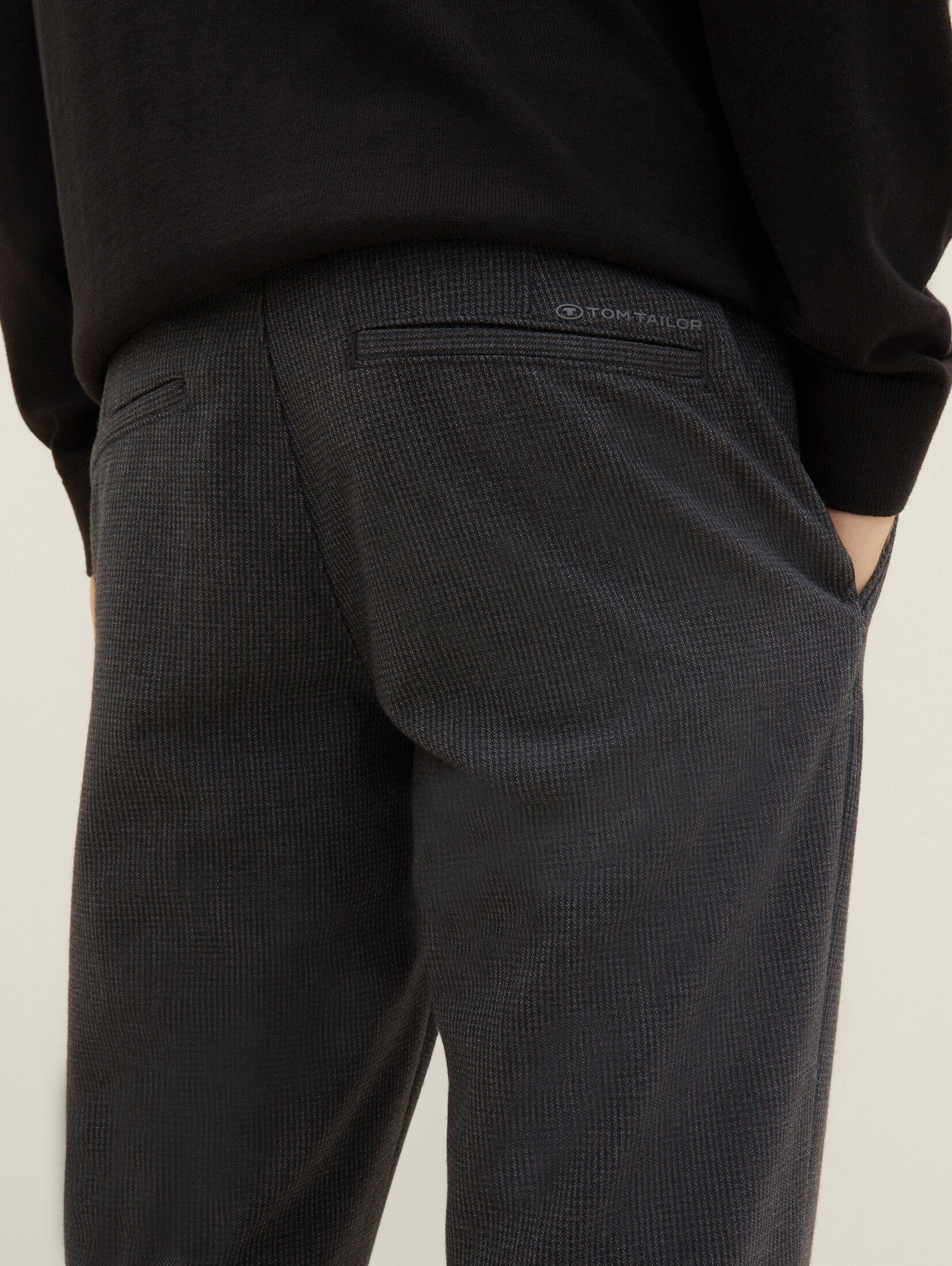 Regular dotted Chino TOM black structure Chinohose TAILOR