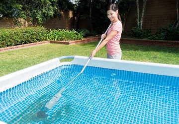 Intex Pool-Filterkartusche Intex Unterwasser Handstaubsauger mit Akku, Zubehör für Pools