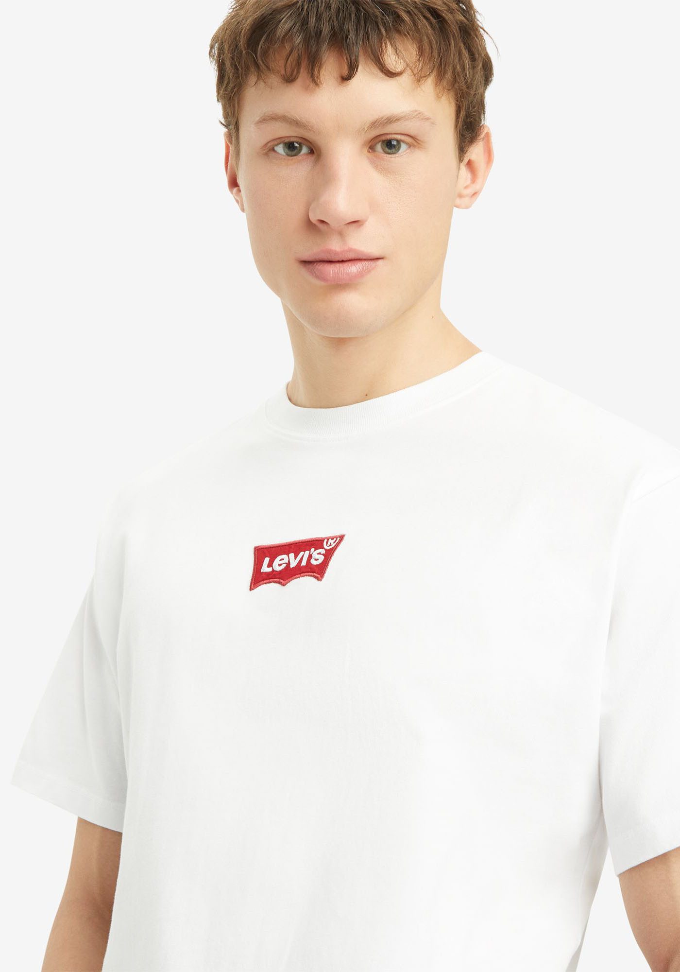 Levi's® T-Shirt SEVINTAGE mit Logo-Aufnäher auf der Brust