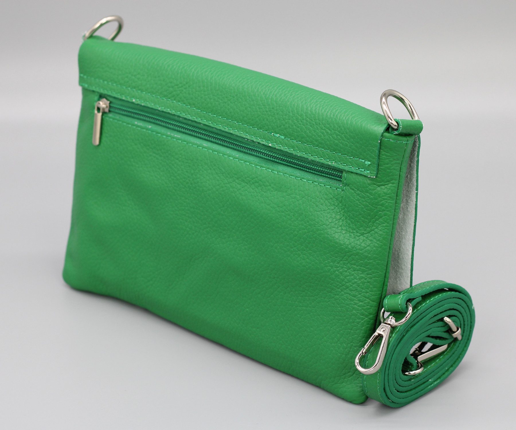 Adel Bags Schultertasche CALI Schlanke Tasche mit 3 Fächer, Slim Crossbody Bag Echtes Leder