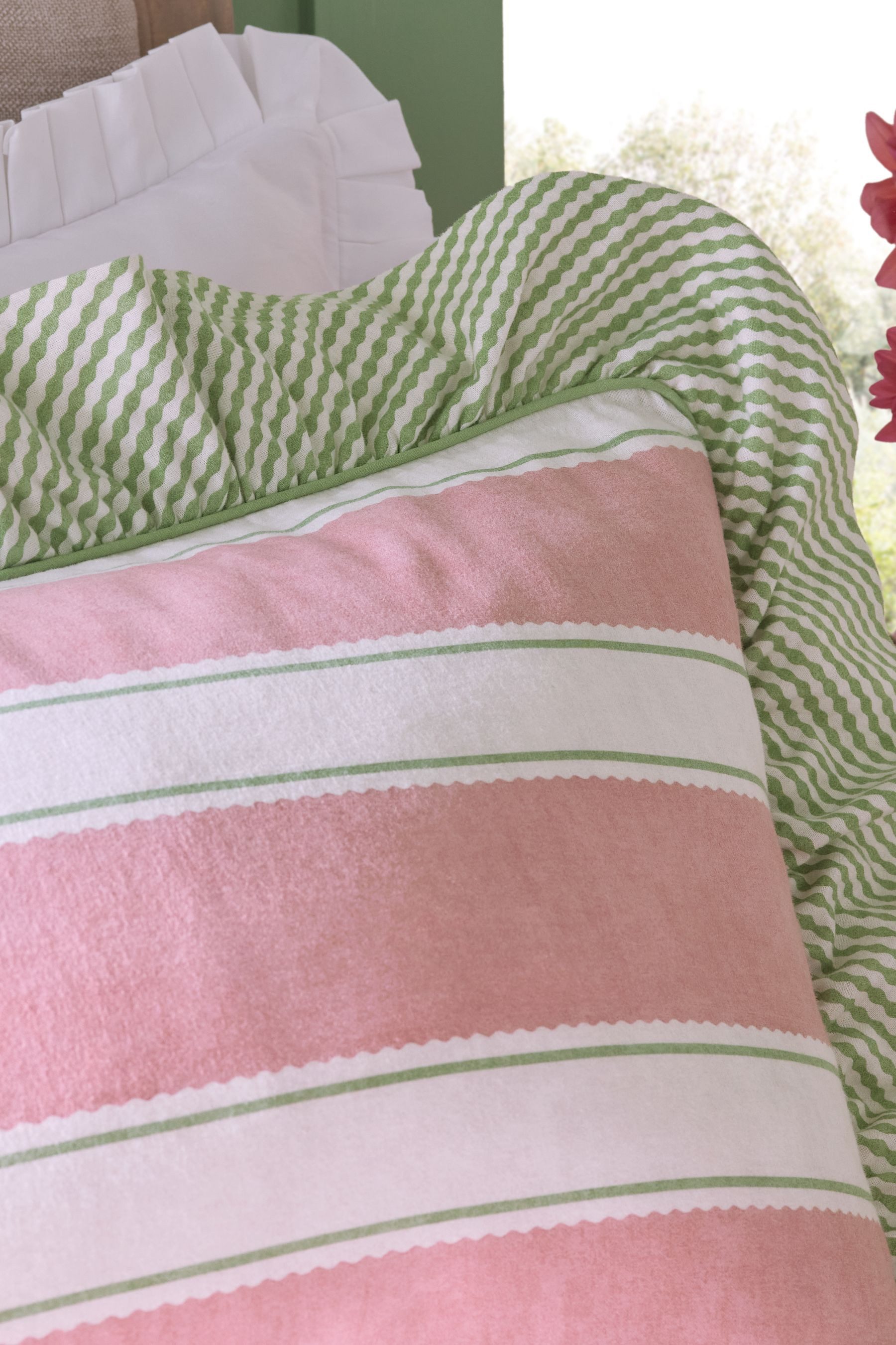 Next Bett-Set Angeraute Bettgarnitur mit Rüschen im Set, Bezug: Baumwolle