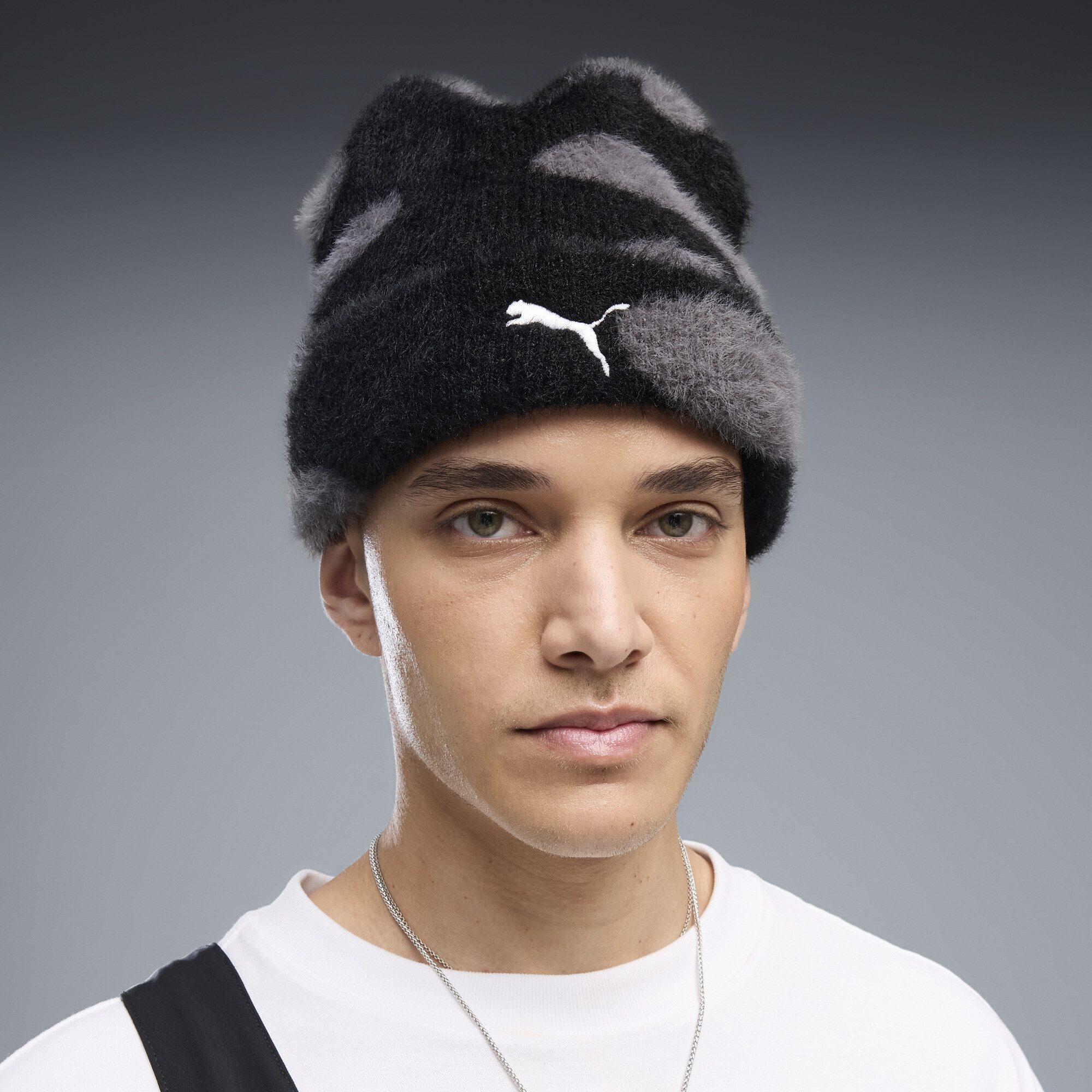 PUMA Beanie Aufgeraute, bedruckte Beanie mit mittelhoher Krone Erwachsene