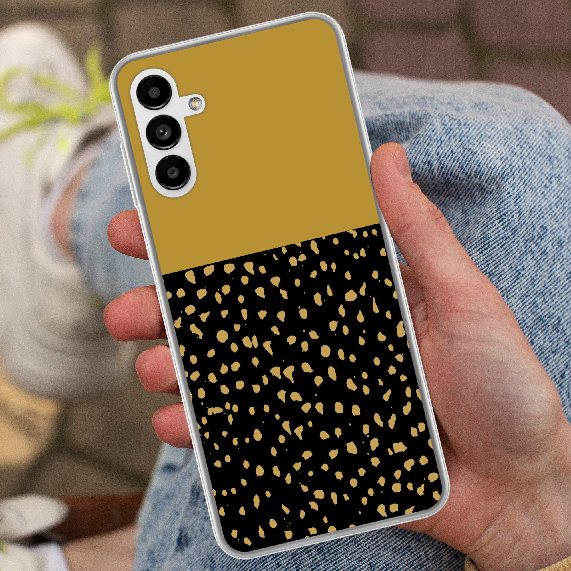 MuchoWow Handyhülle für Samsung Galaxy A04s Polka dots - Ockergelb - Schwarz, Handy Case, Silikon, Bumper Case Dünn