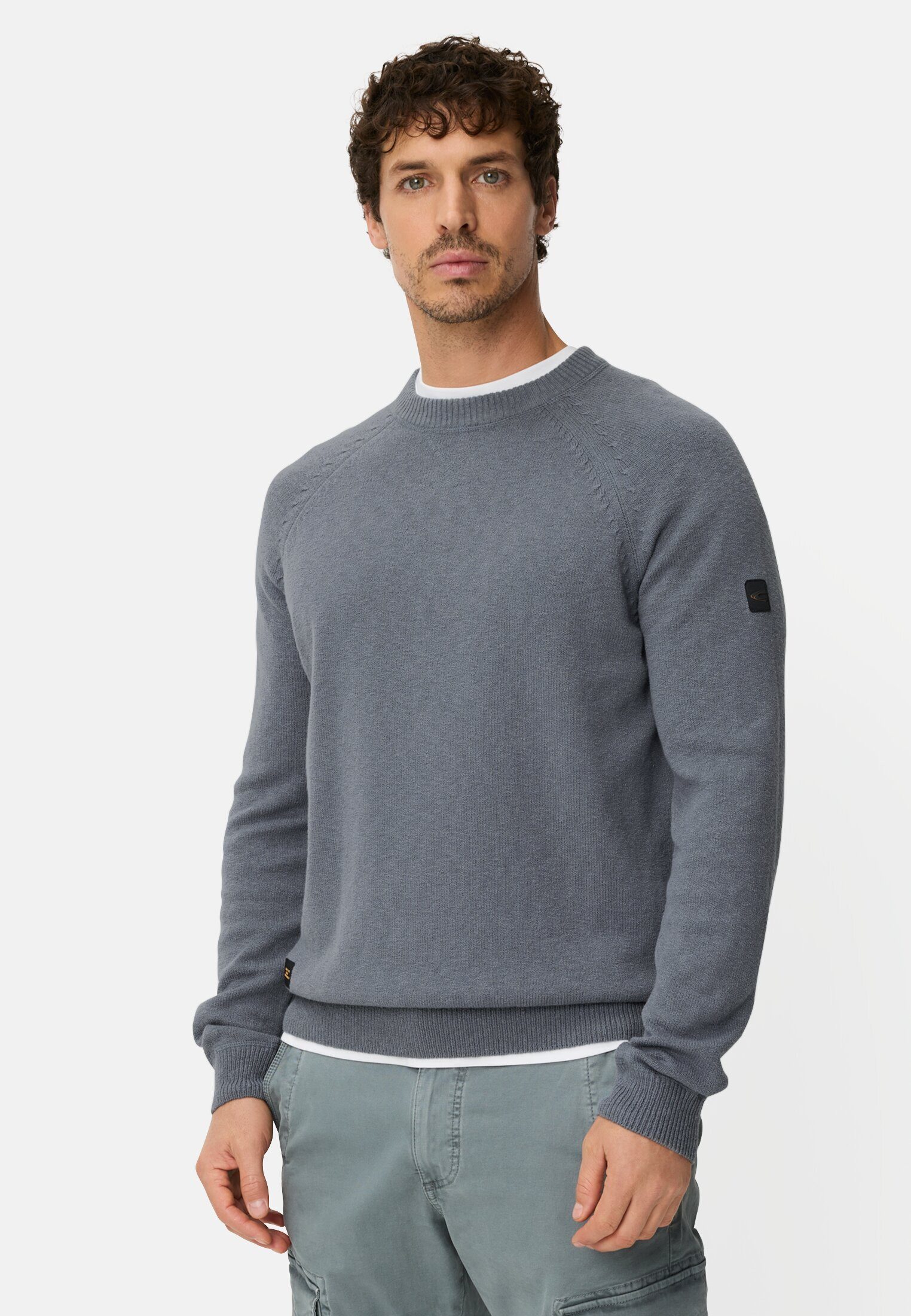 camel active Strickpullover mit Rundhalsausschnitt Langarm Markenlogo