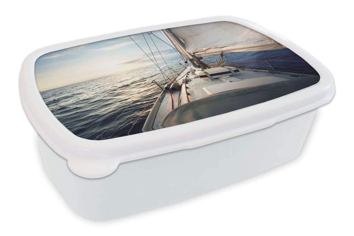 MuchoWow Lunchbox Meer - Segelboot - Sonne, Kunststoff, (2-tlg), Brotbox für Kinder und Erwachsene, Brotdose, für Jungs und Mädchen weiß