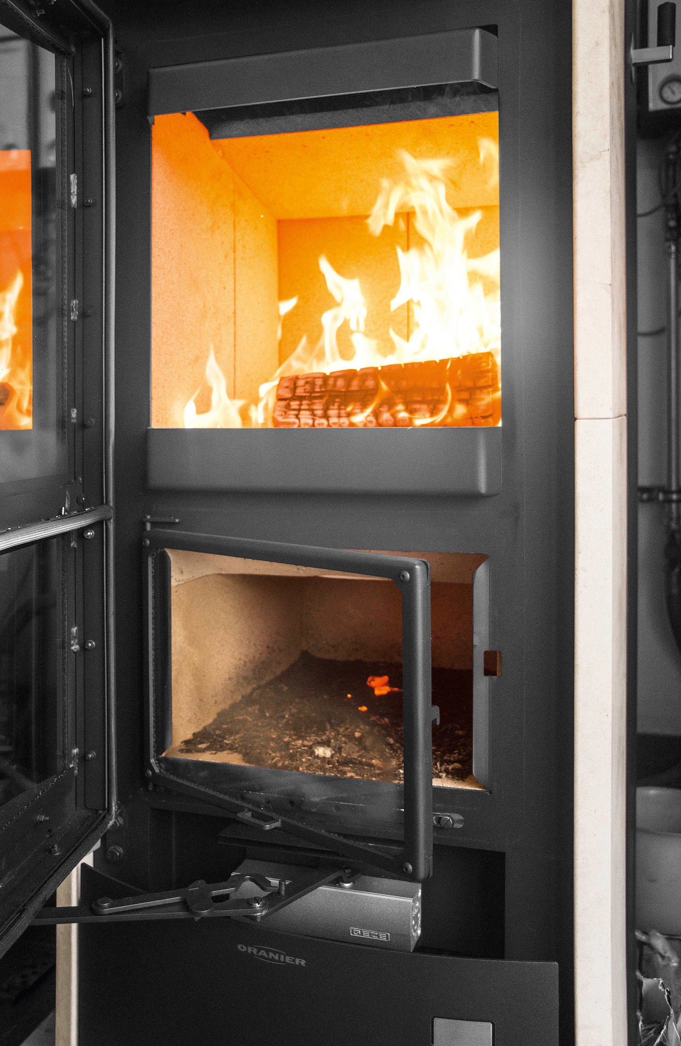 Oranier Kaminofen »Hektos Aqua«, 10,5 kW, Zeitbrand