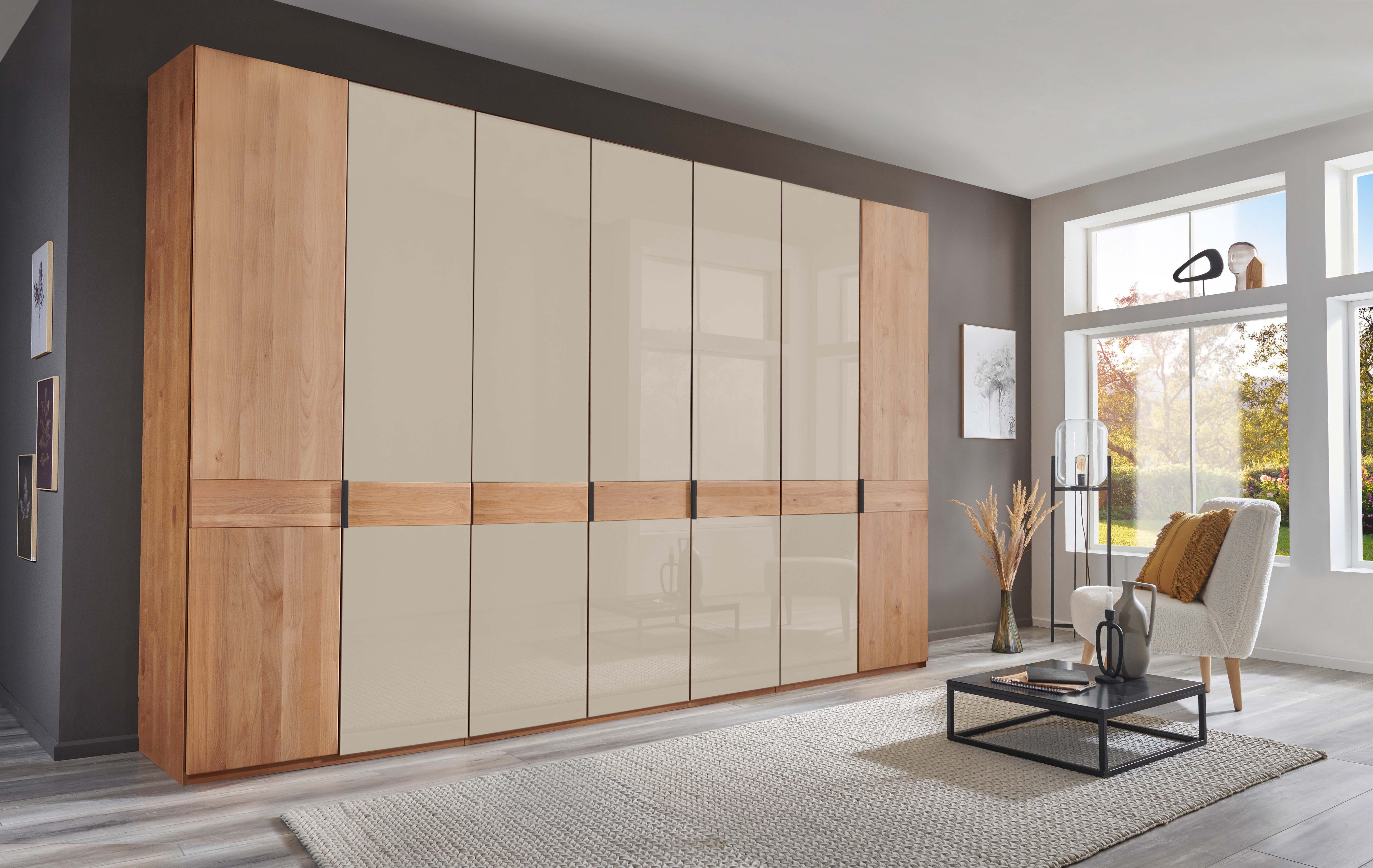 WIEMANN Kleiderschrank Cardiff, Massivholztüren in Kombination mit Glas- oder Spiegeltüren (4 Breiten, 2 Höhen 216/236cm auswählbar) hochwertiges Design in langlebiger Qualität, viel Stauraum