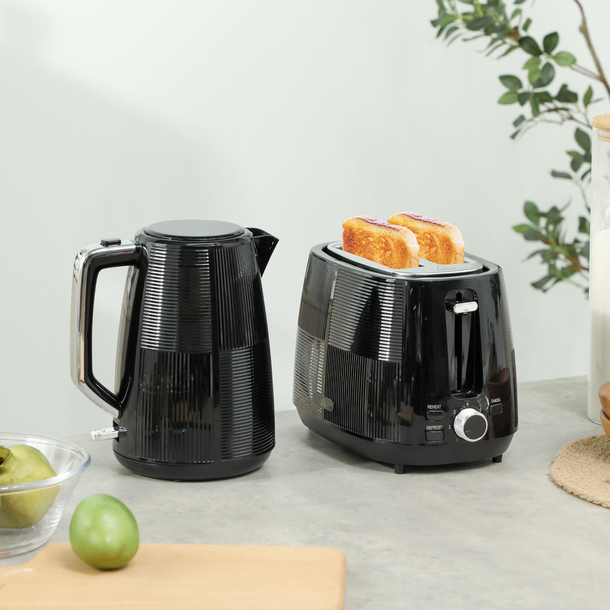 HOMCOM Toaster 1.7 L, verschiedene Funktionen, für Frühstückszubereitung, 2200 W, Automatische Zentrierung, Krümelfach, Schwarz