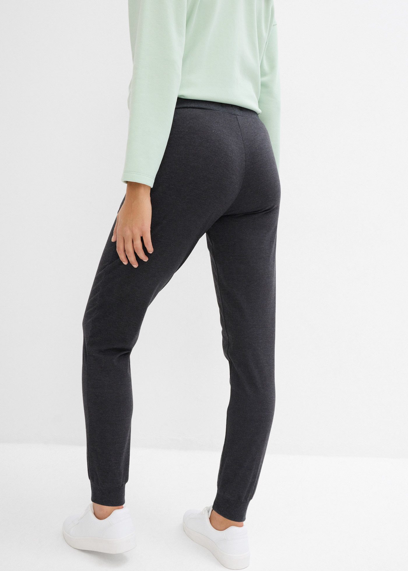 bonprix Jogginghose aus Stretch-Material, lockere Passform, für Frühjahr und Sommer