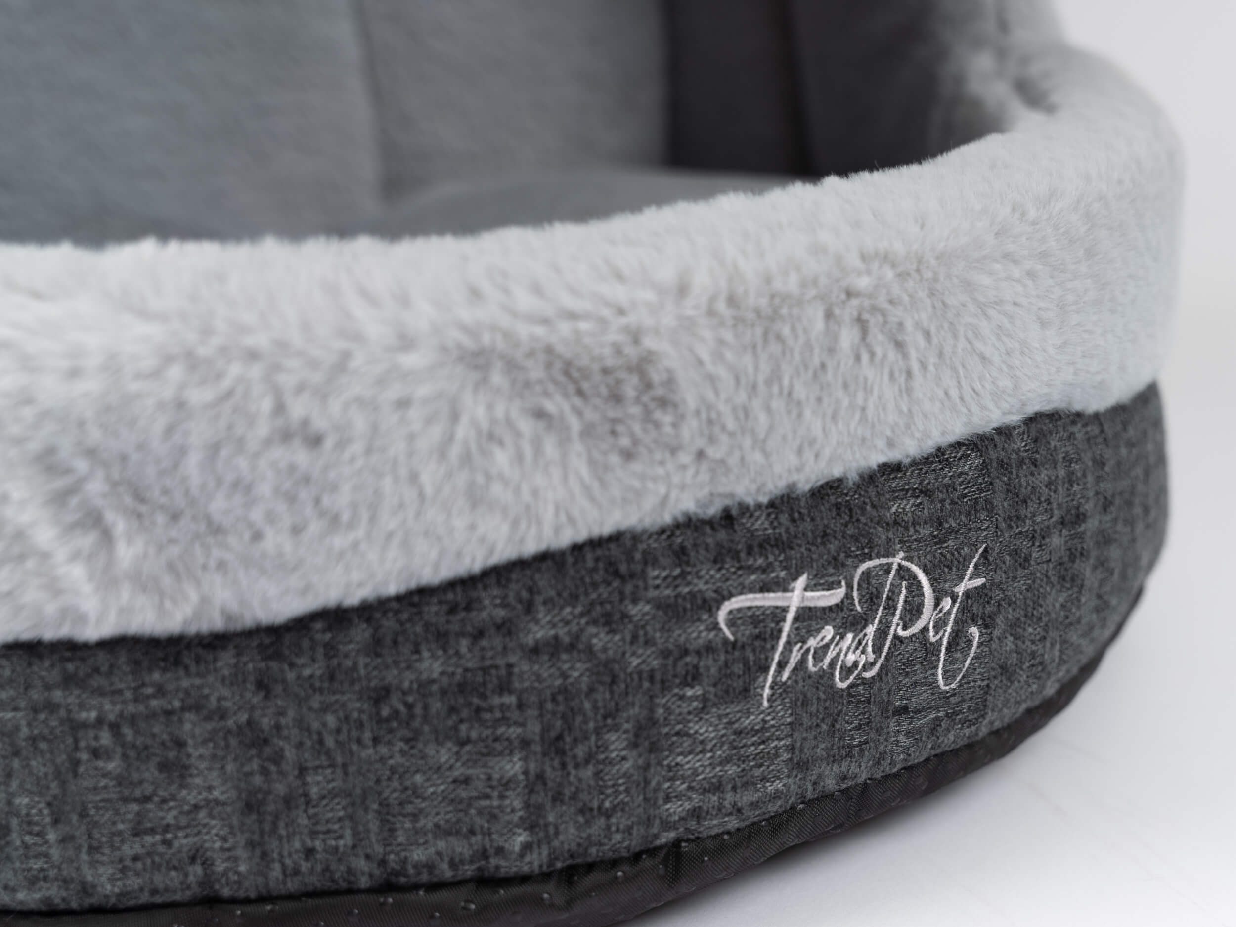 TrendPet Tierbett Höhle LunaHome, 100% Polyester, in 2 Farben erhältlich – Bild 4 von 5