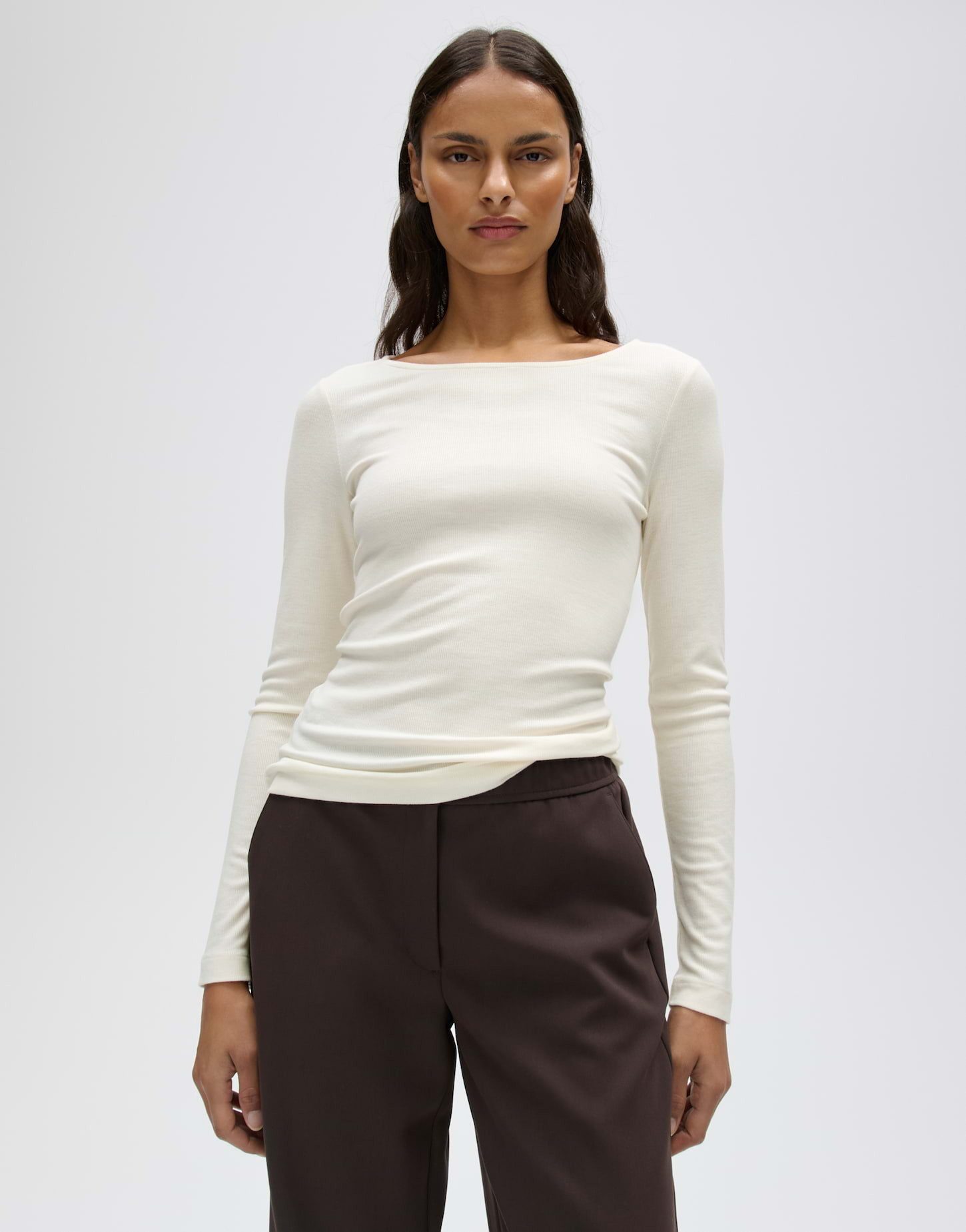 OPUS Longsleeve Smallo aus weichem Jersey Gerader Schnitt mit feiner Rippung und U-Boot-Ausschnitt