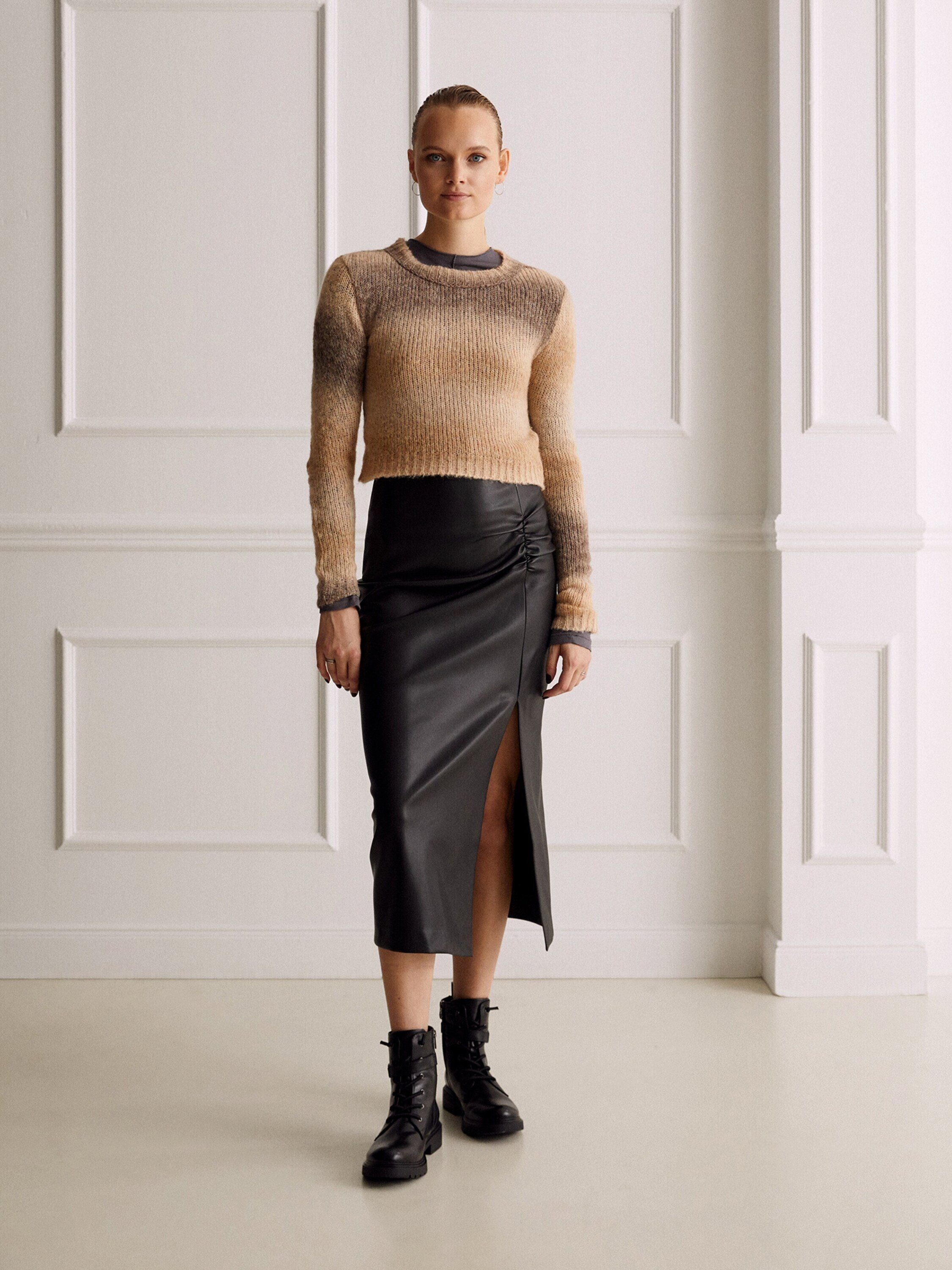 Lederrock Mathilda