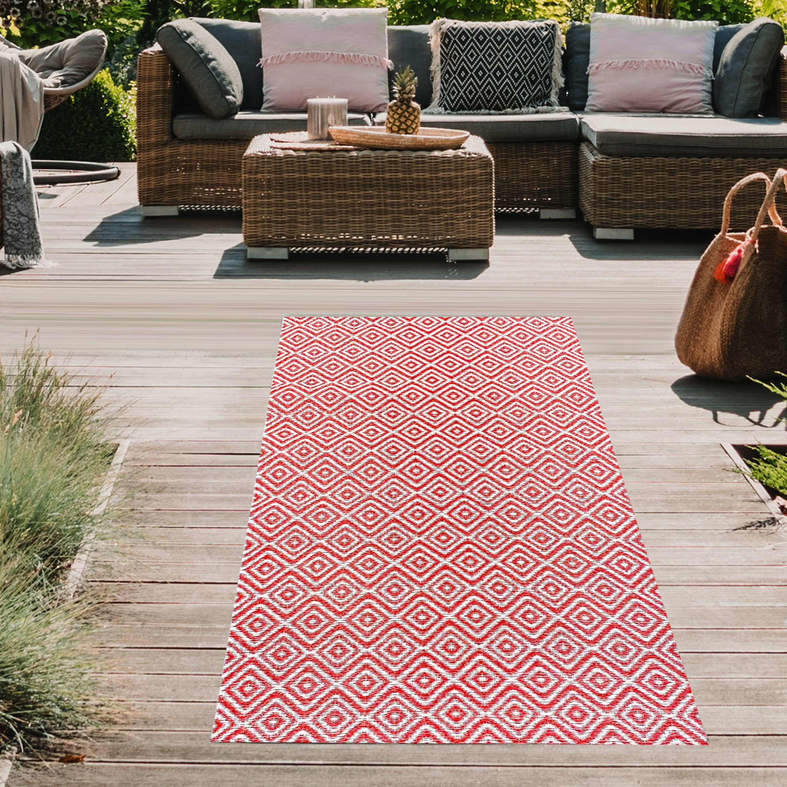 in Teppich-Traum, rot/weiß, Praktischer Plastik Outdoorteppich Outdoor-Teppich Rautenmuster rechteckig mit