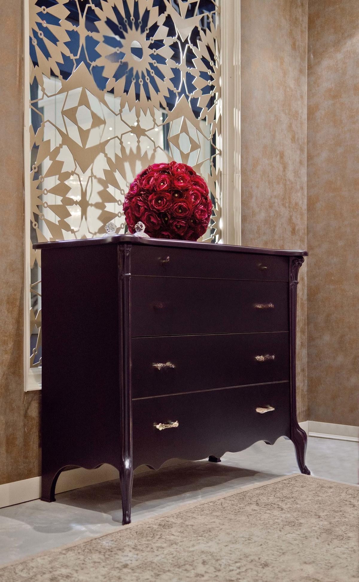 JVmoebel Kommode Elegantes Sideboard aus Holz in Lilaton mit 4 Schubladen (1 St), Made in Europa