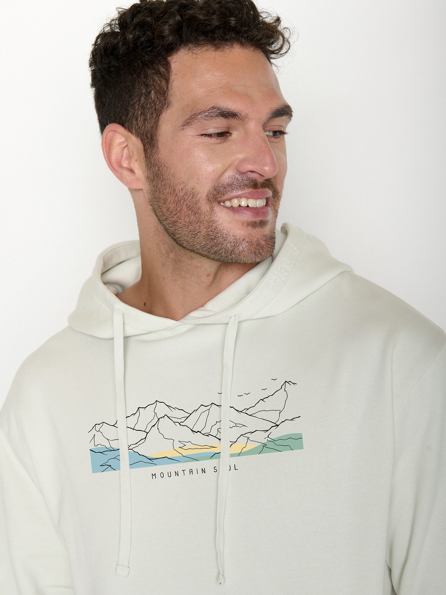 GREENBOMB Hoodie Joy Mountain Soul (1) weitgeschnittener Hoodie, Oversize, aufgesetzte Fronttasche