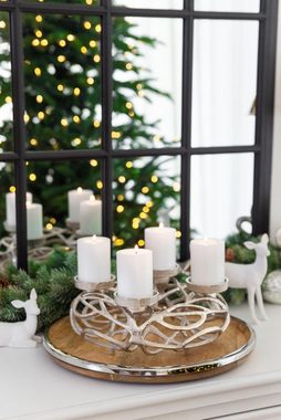 EDZARD Adventskranz Bernd, (29 cm) Kerzenhalter für Stumpenkerzen, Adventsleuchter als Weihnachtsdeko für 4 Kerzen á Ø 6 cm, Kerzenkranz als Tischdeko mit Silber-Optik, vernickelt