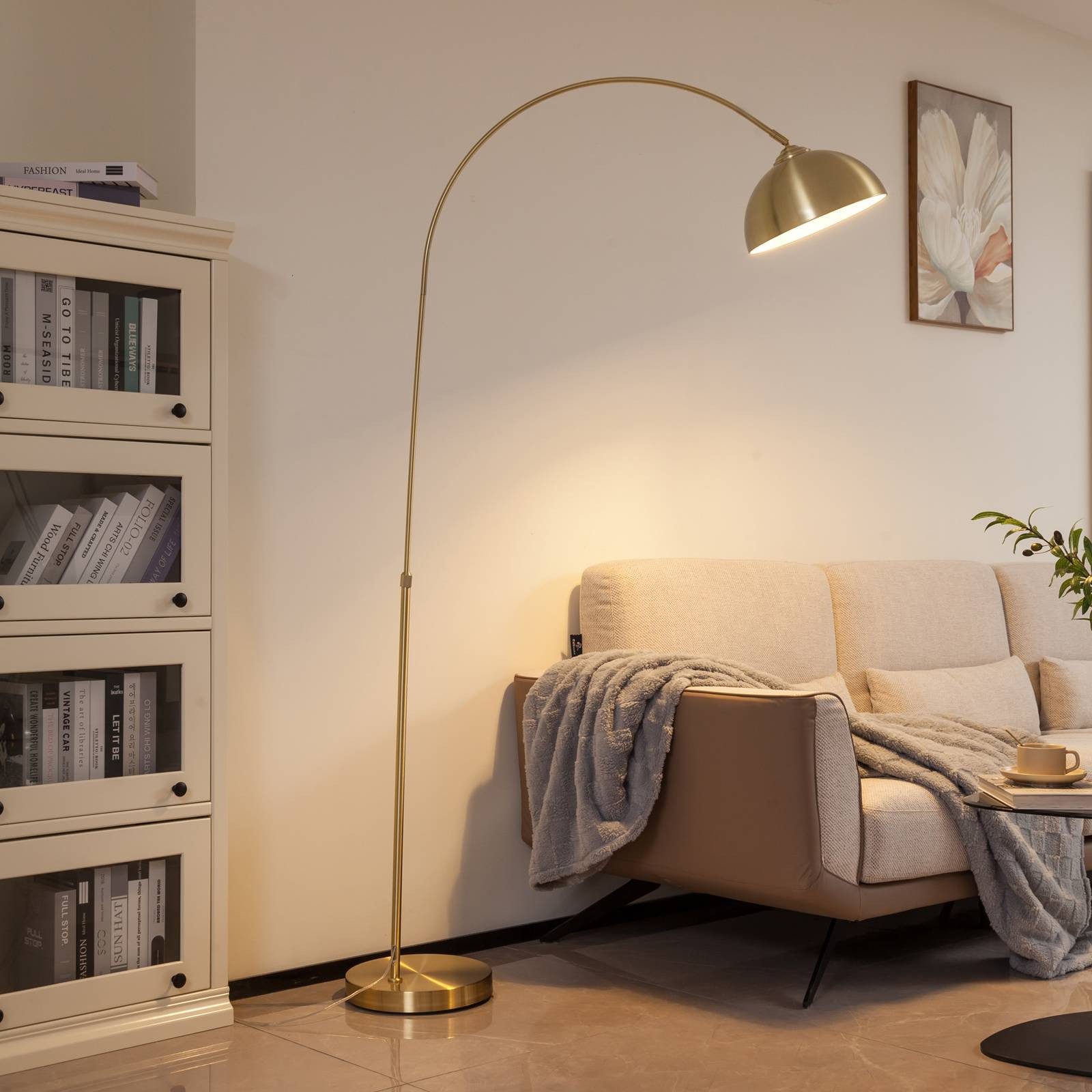 Lindby Bogenlampe Lennart, Metall, Gold / Messing IP20, 1 x 15 W LED