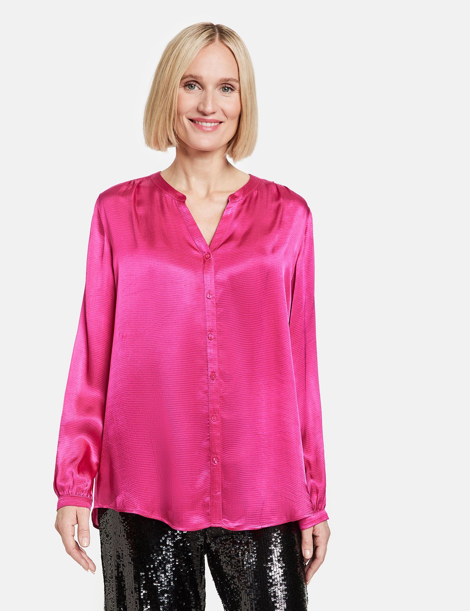 GERRY WEBER Bluse Dragon Fruit Satinierte mit Saum Langarmbluse abgerundetem