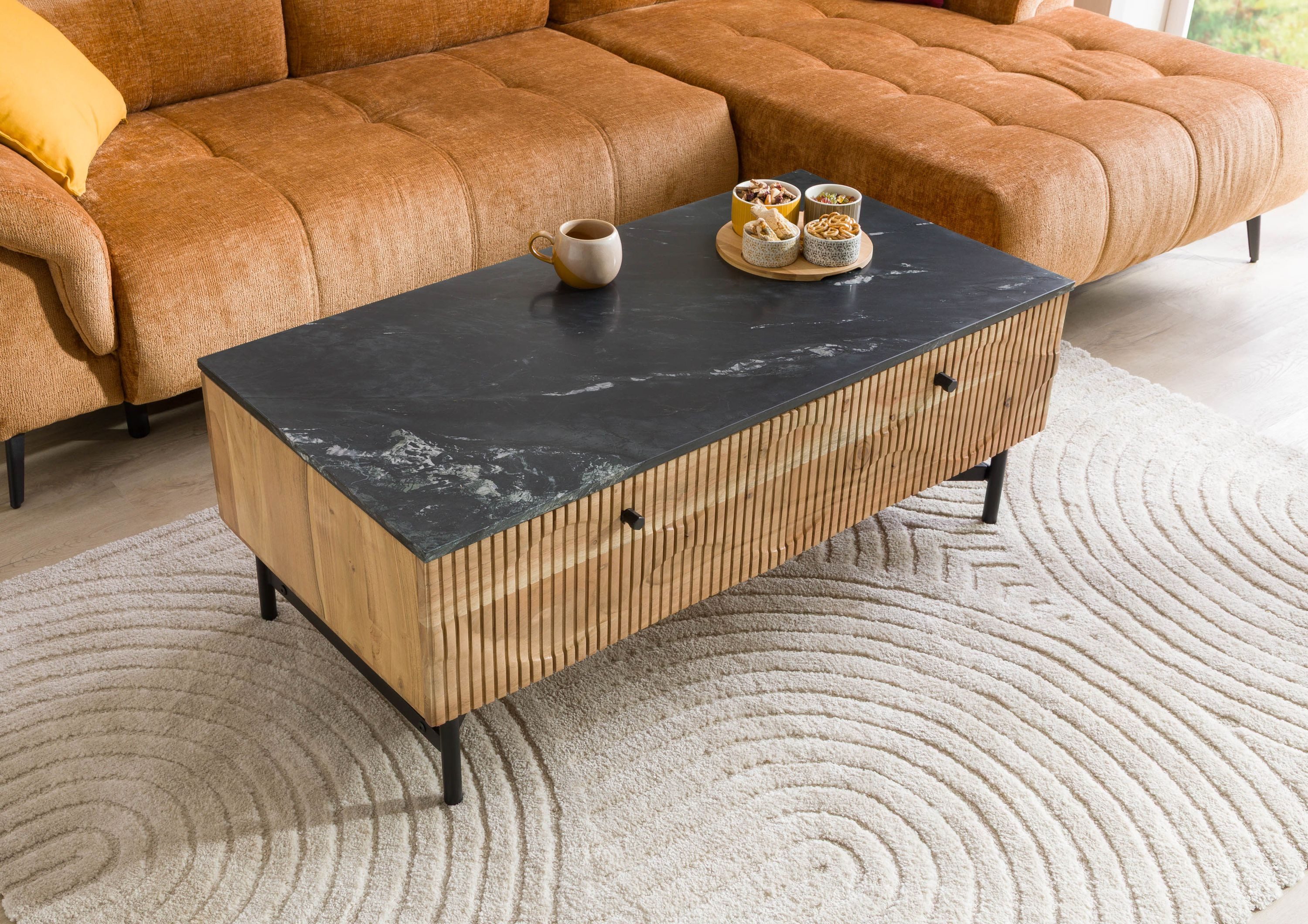 Massivmoebel24 Couchtisch LONDON (Massivholz, Massivholztisch), Akazie 120x60x45 natur lackiert / Marmor schwarz LONDON #120