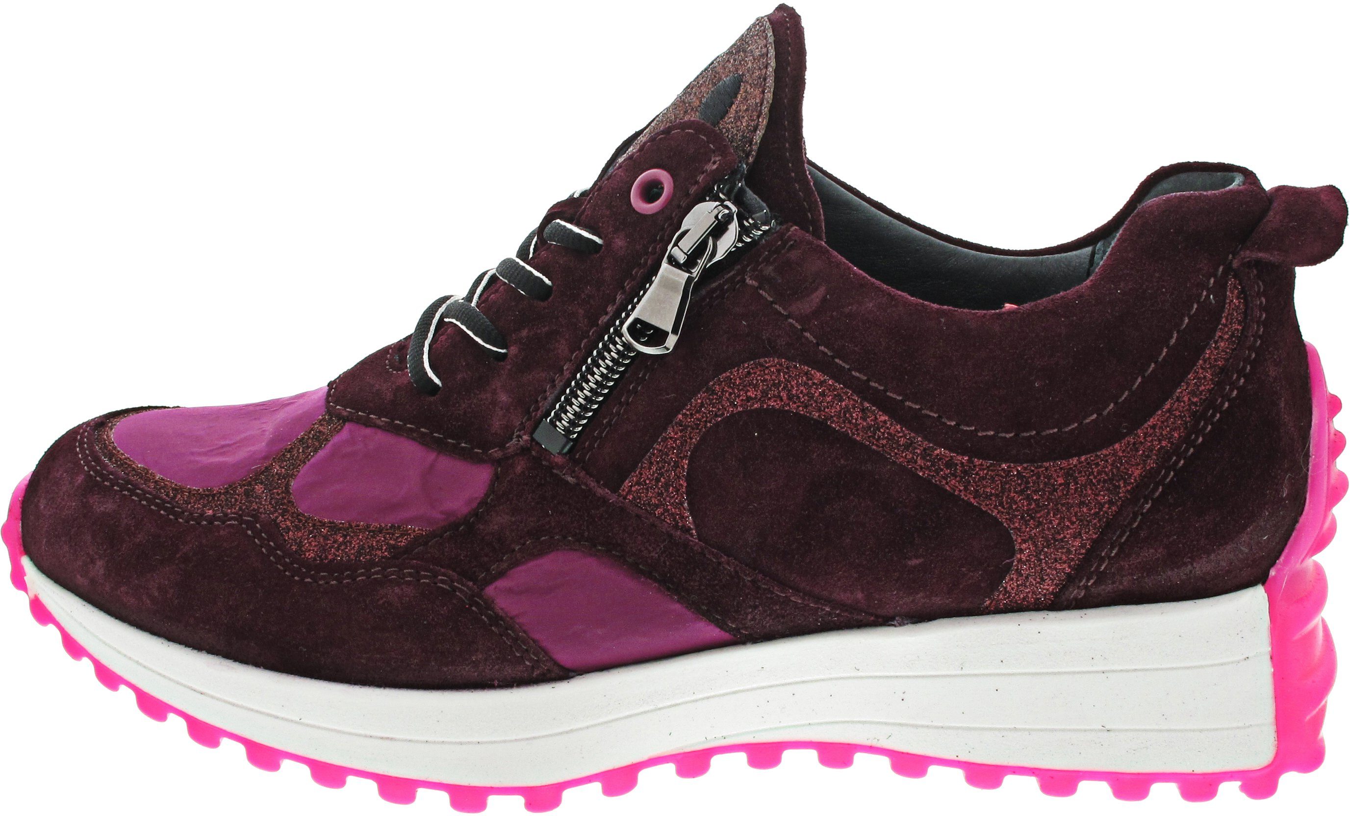 Schnürschuh