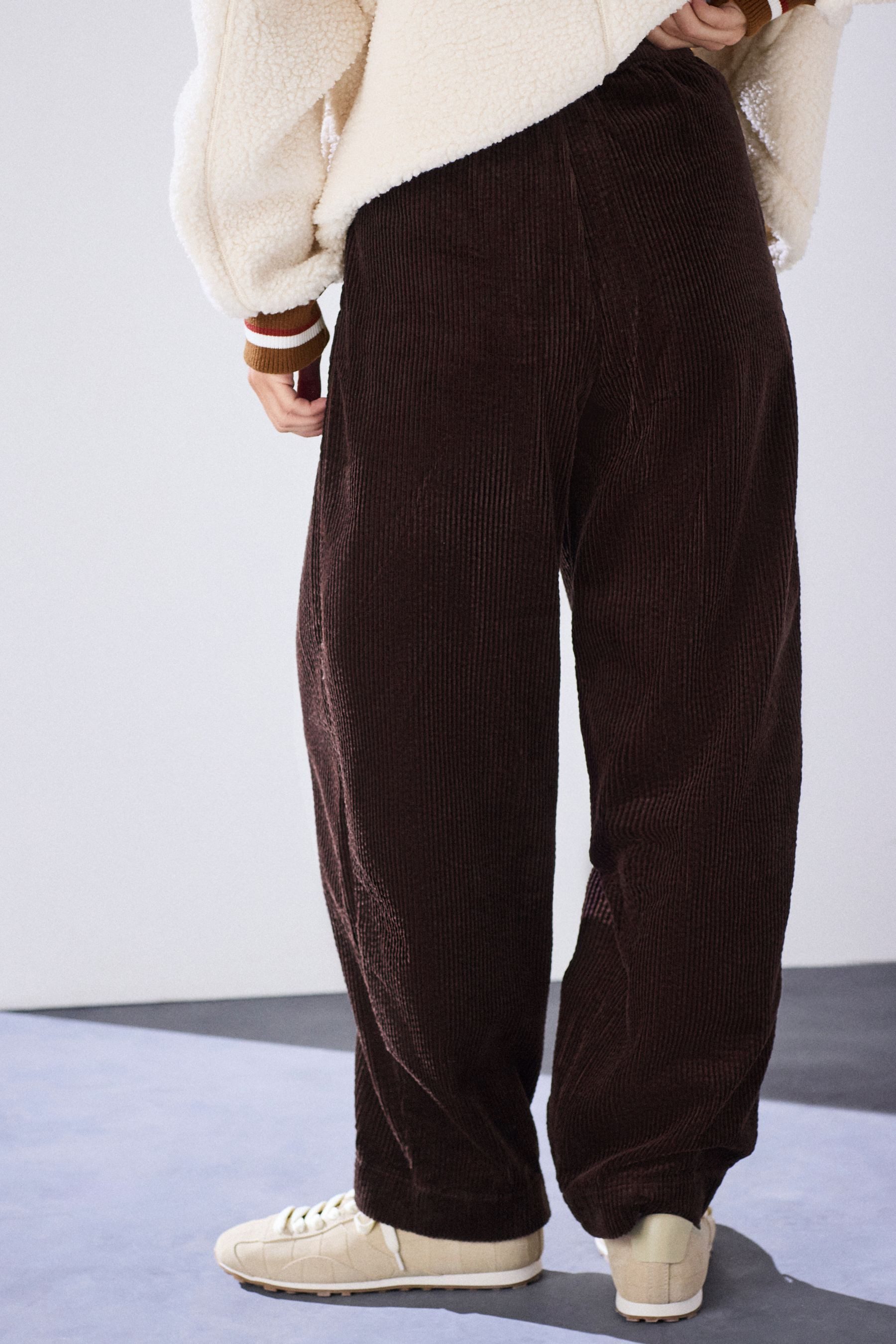 Next Cordhose Weiche Cordhose mit Barrel-Bein (1-tlg) – Bild 2 von 5