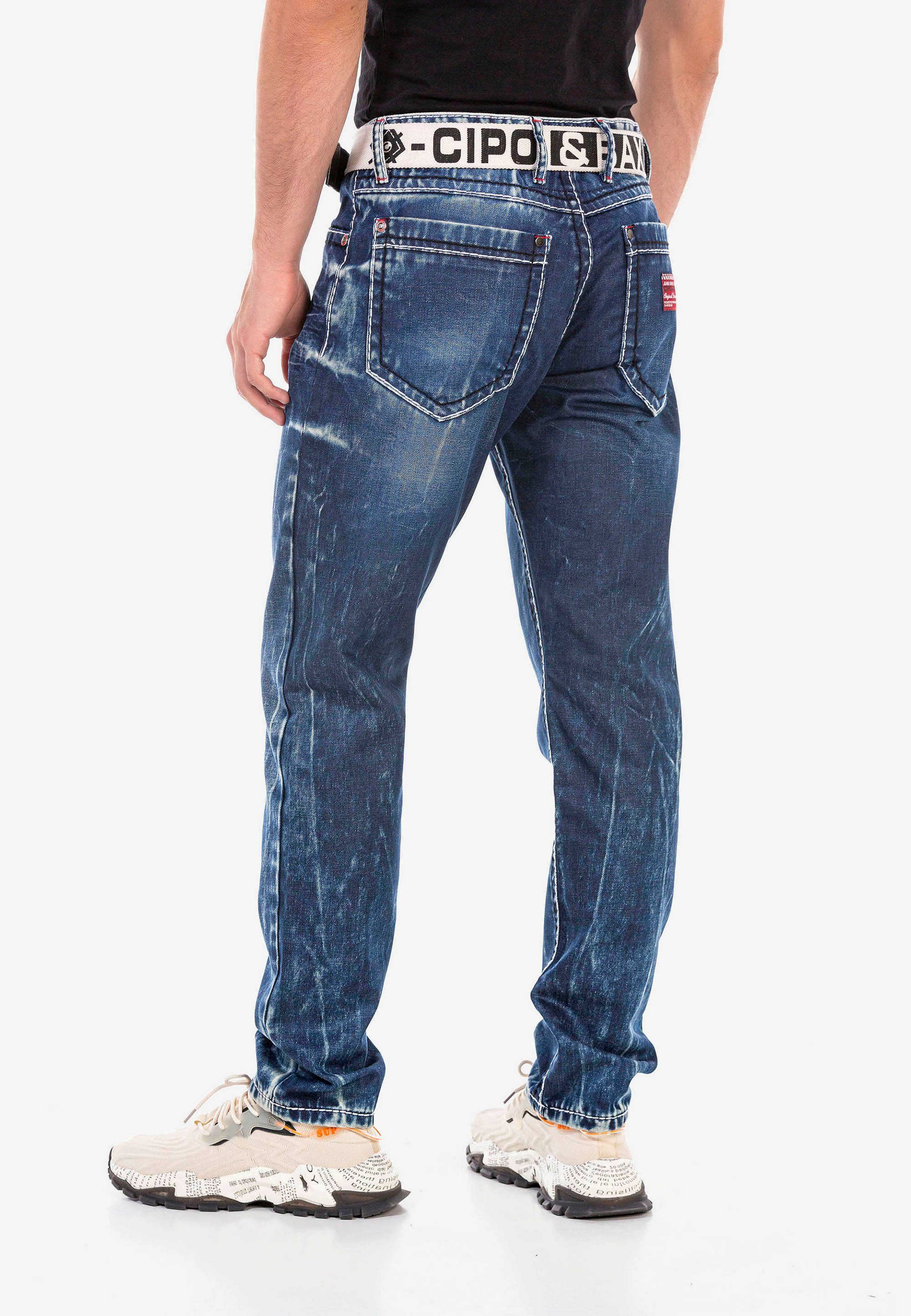 Cipo & Baxx mit extravaganter Waschung Straight-Jeans