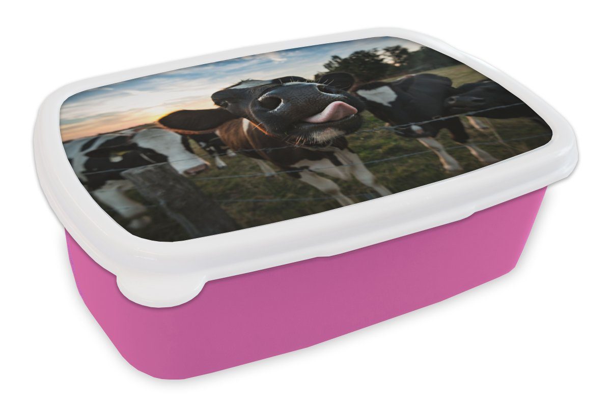 MuchoWow Lunchbox Kuh - Brotdose - Mädchen, Zunge, Kunststoff Tiere rosa Natur Kinder, für (2-tlg), - Brotbox Kunststoff, Snackbox, Erwachsene, Ausgezeichnete