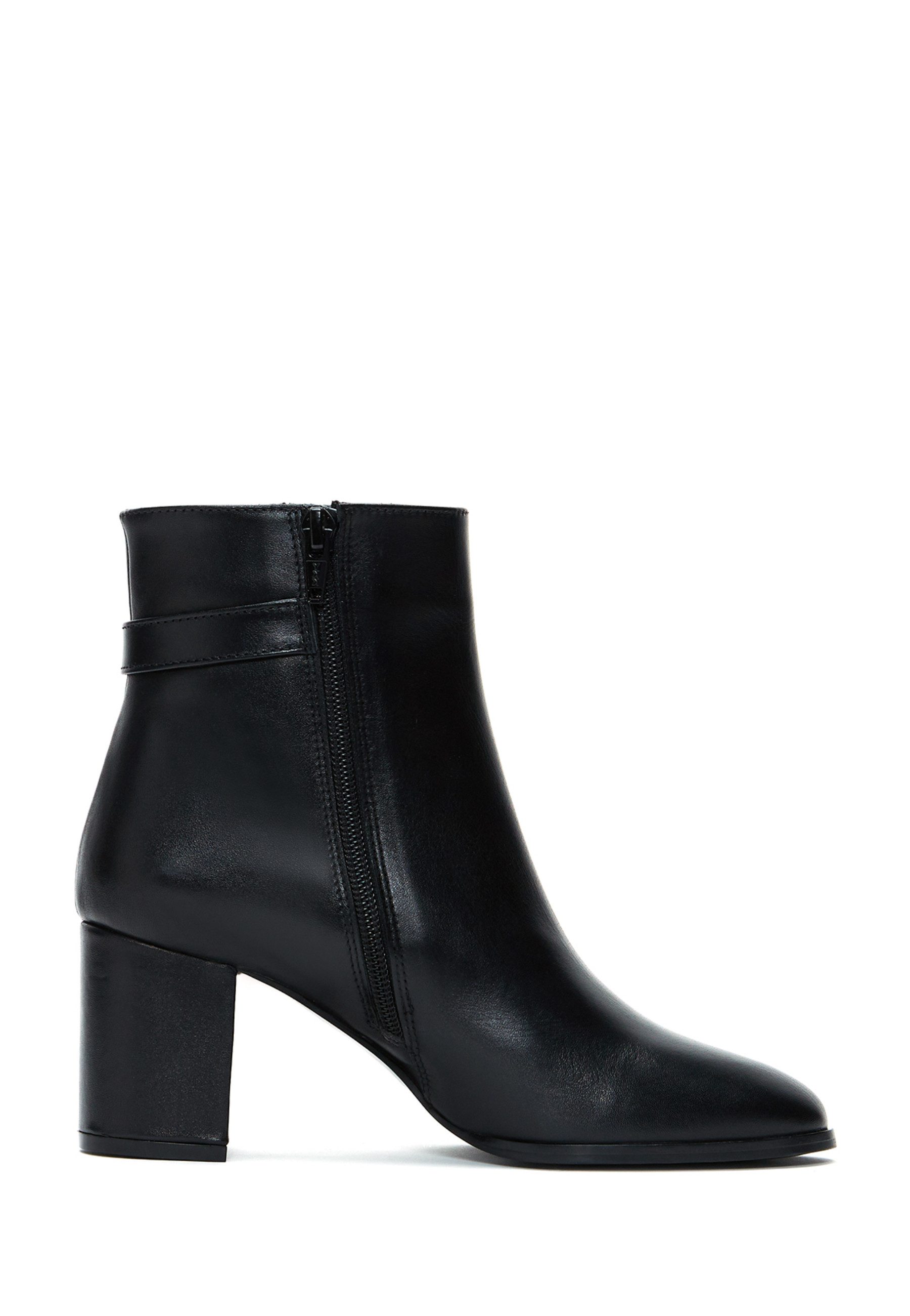 Derimod Absatz-Stiefeletten aus Leder Ankleboots