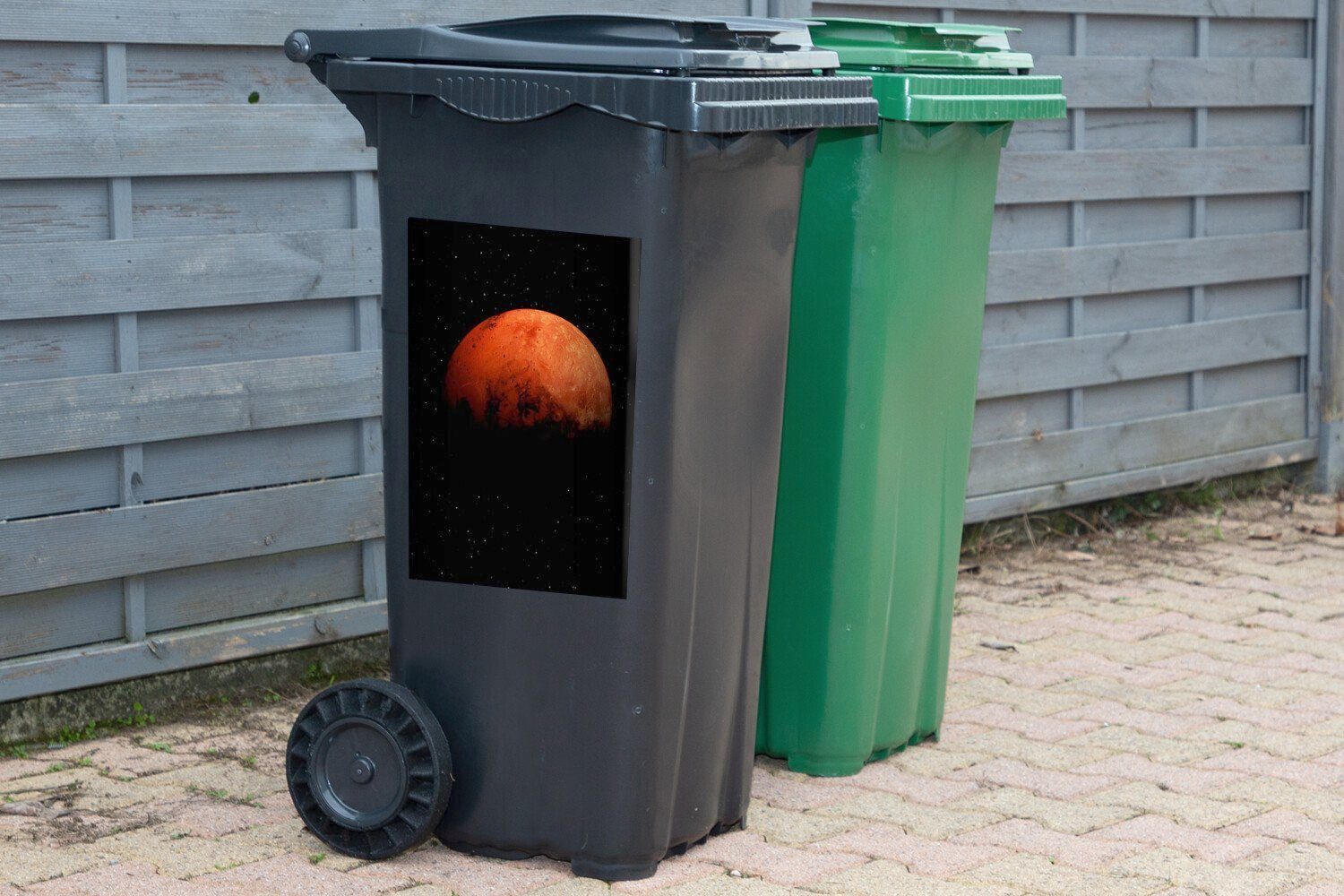 verdunkelte Mülleimer-aufkleber, Mars Sticker, Der Container, am Abfalbehälter MuchoWow St), (1 Wandsticker Mülltonne, halb Himmel