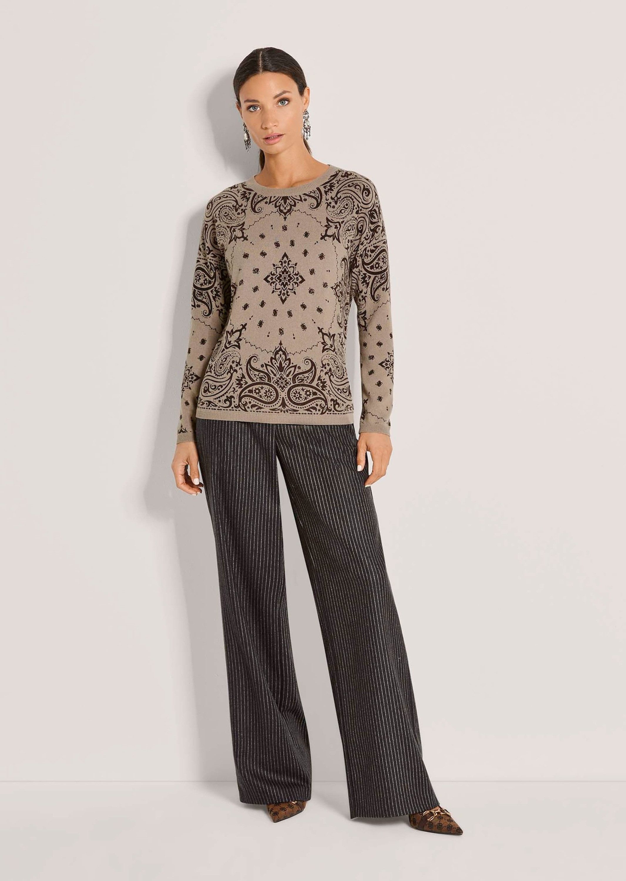 MADELEINE Strickpullover Kaschmirpullover mit Paisley-Muster Lange Raglanärmel, Rundhalsausschnitt & gerippte Bündchen
