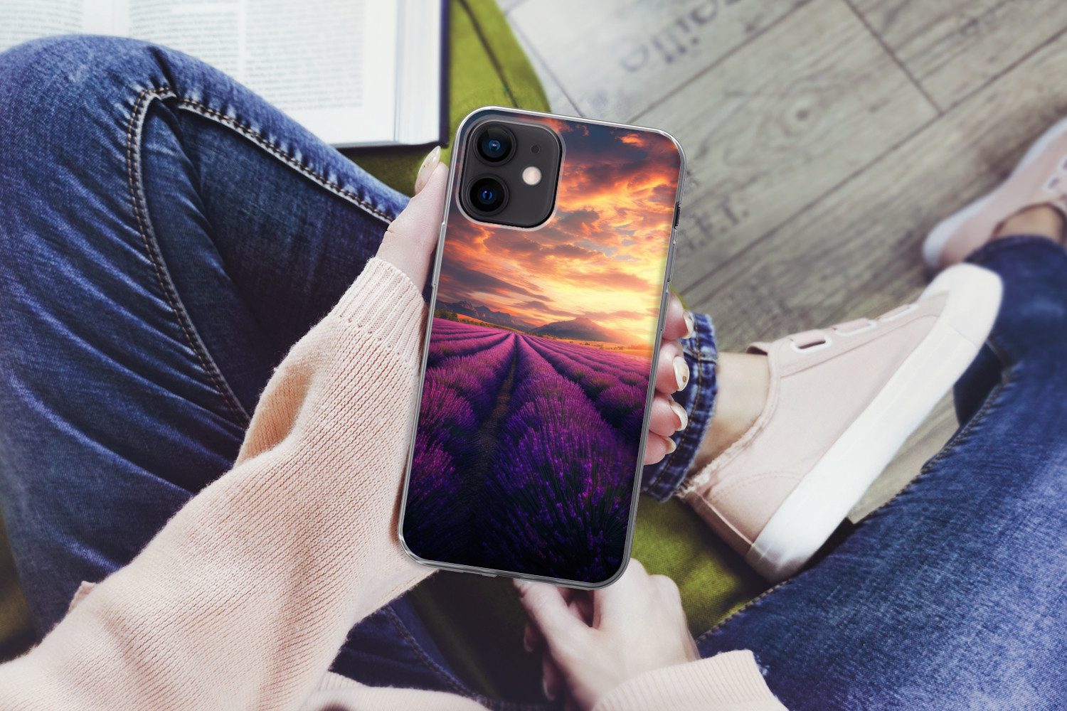 MuchoWow Handyhülle für Apple iPhone 12 Mini Lavendelfeld - Sonnenuntergang - Lila, Smartphone-Bumper, Print, Handy Schutzhülle Dünn